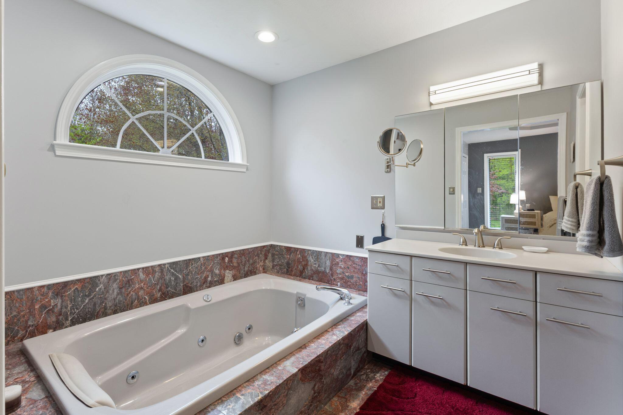 4 Harriman Farm Road