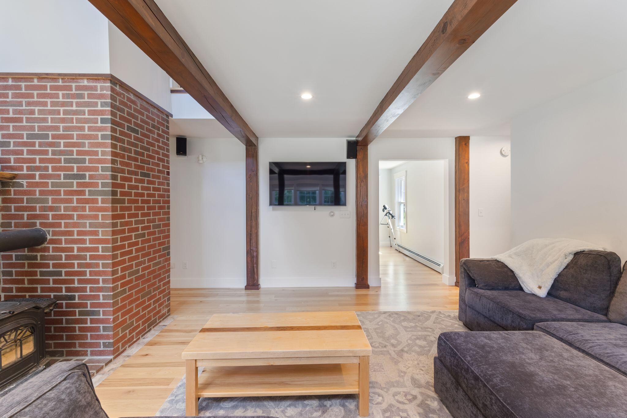 338 Boom Road