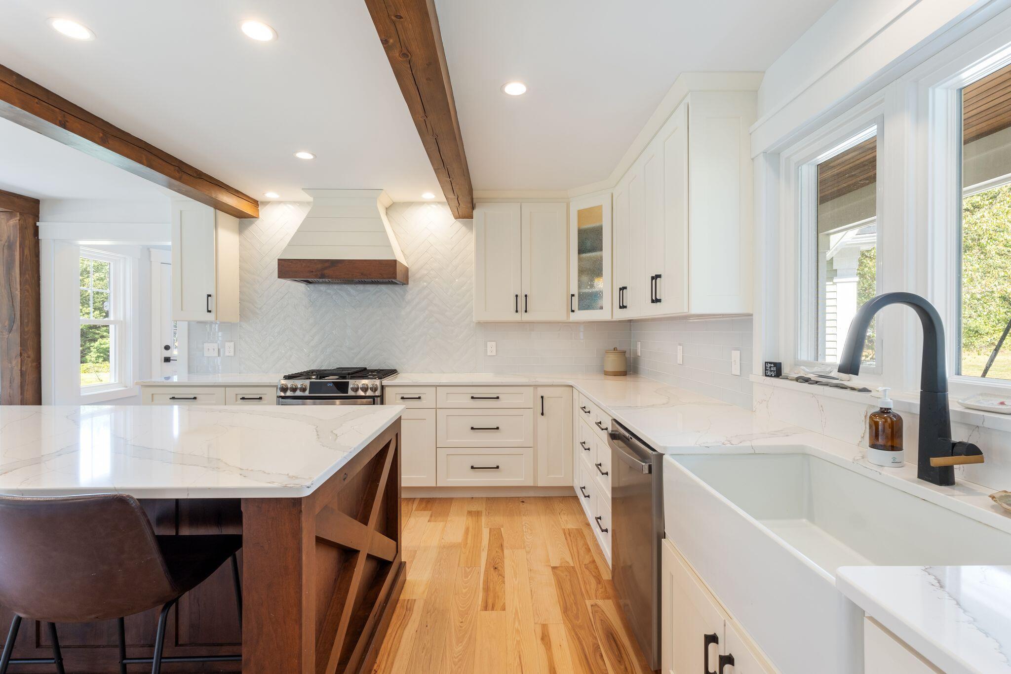 338 Boom Road