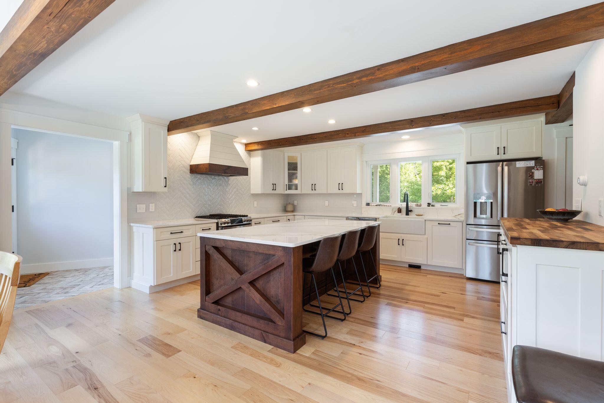338 Boom Road