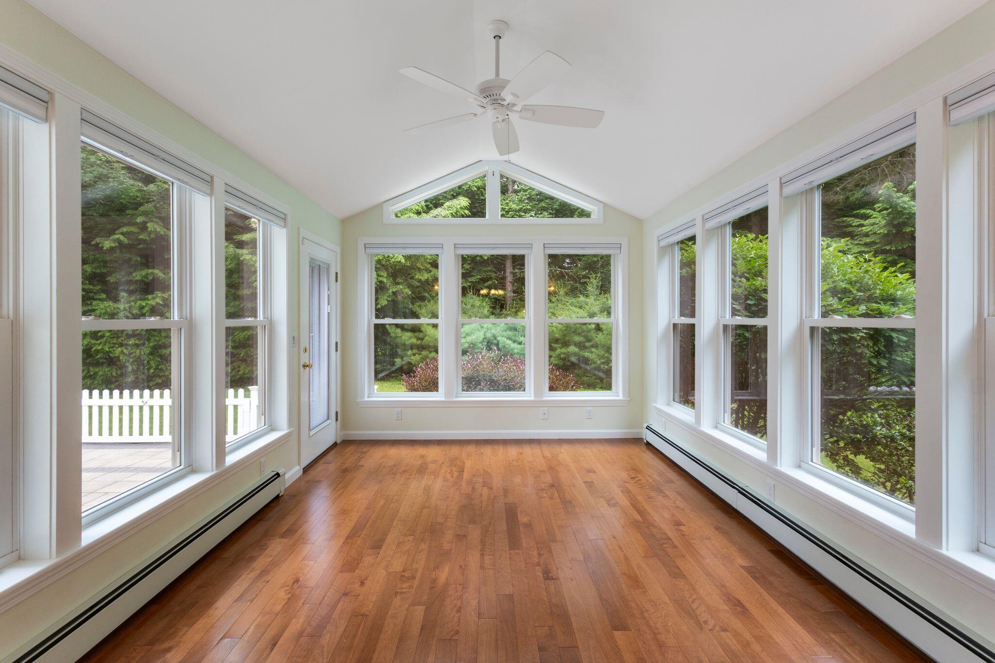 18 Briarwood Drive