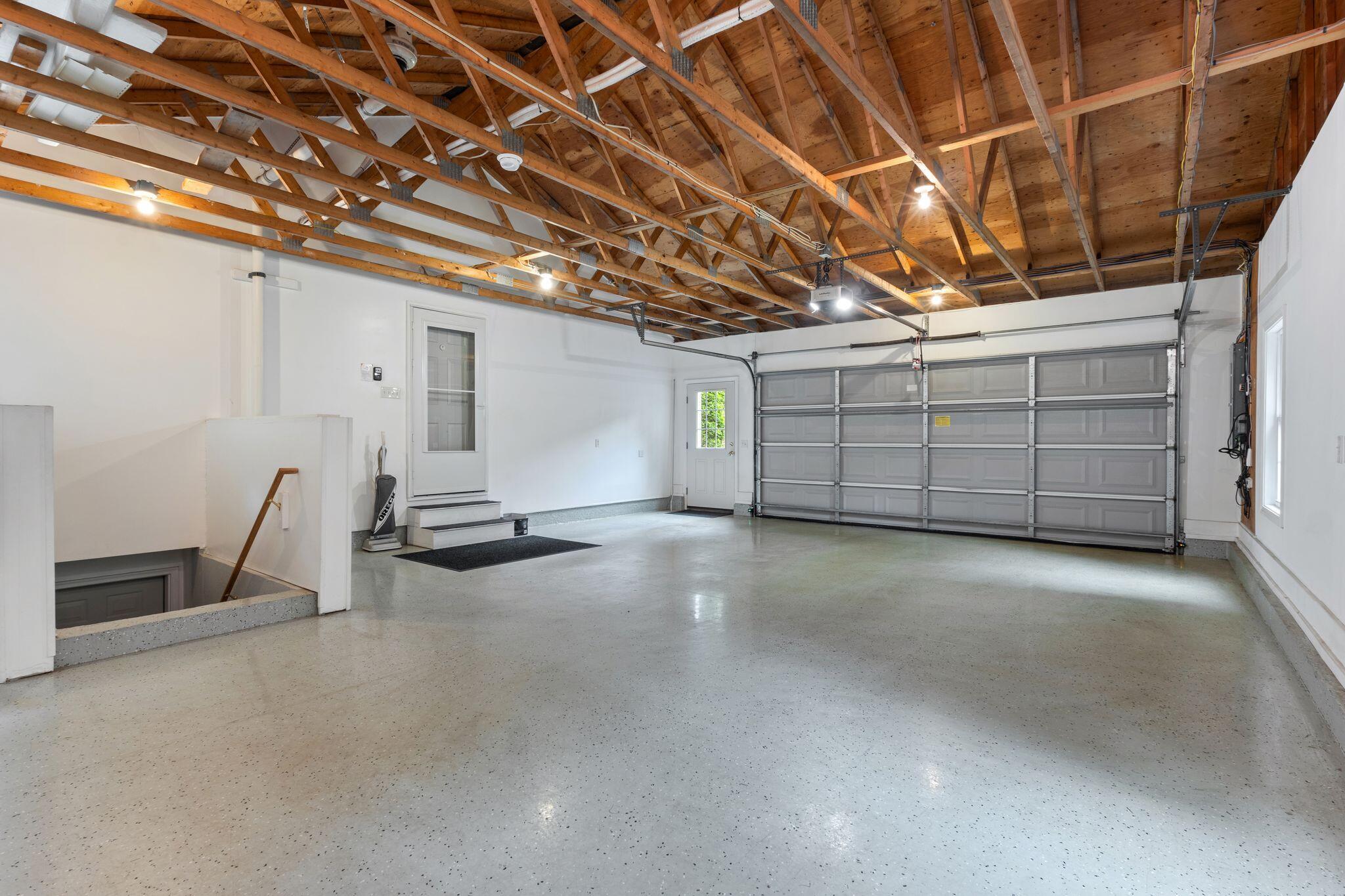 18 Briarwood Drive