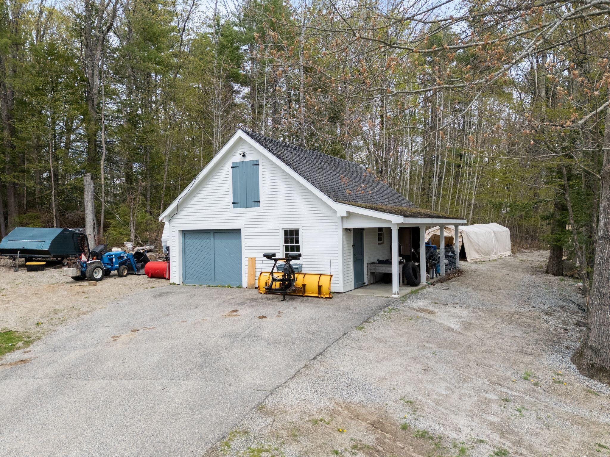 15 Pickerel Pond Road