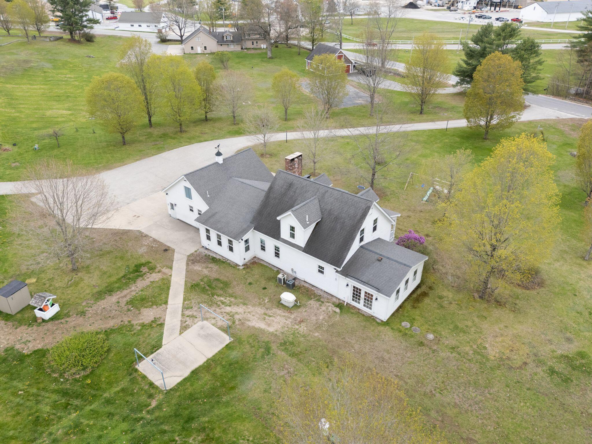 15 Pickerel Pond Road