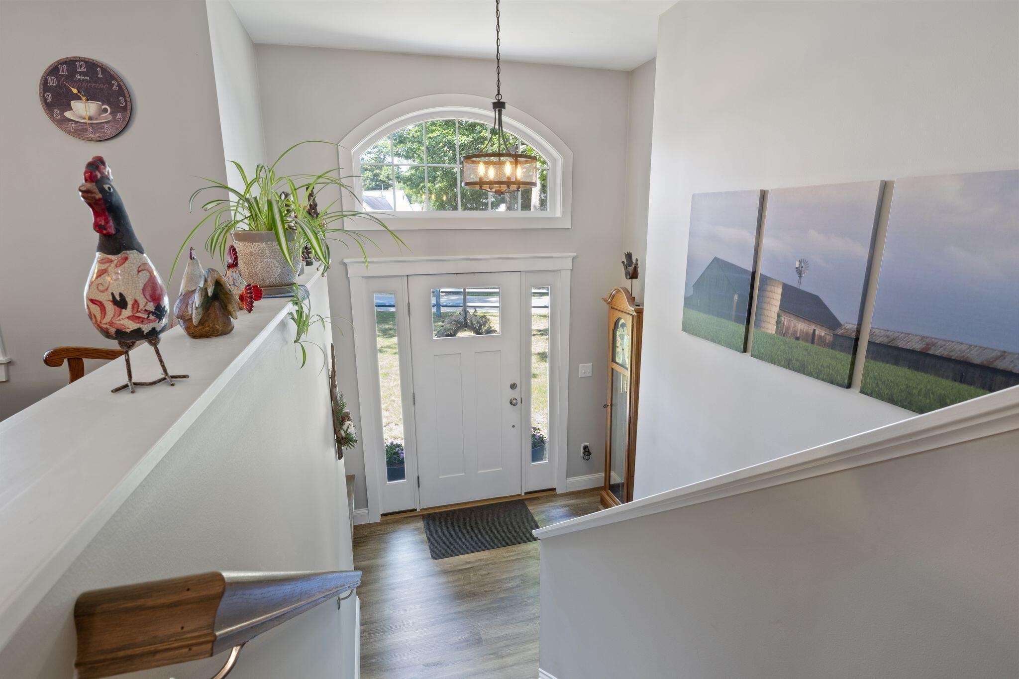 6 Bower Lane