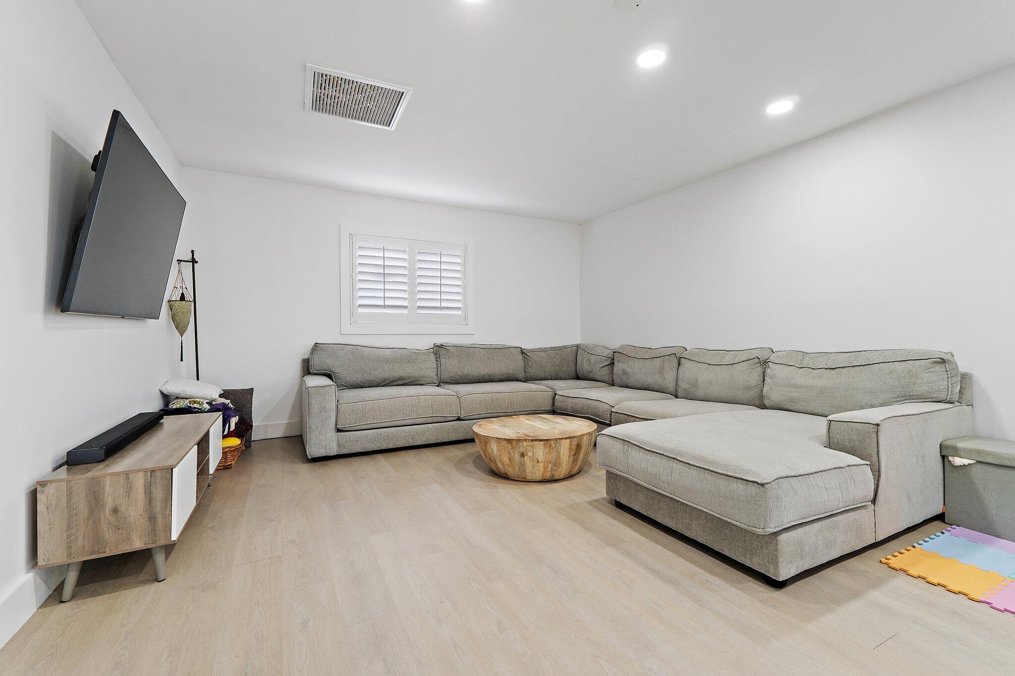 1851 SE Jackson Street