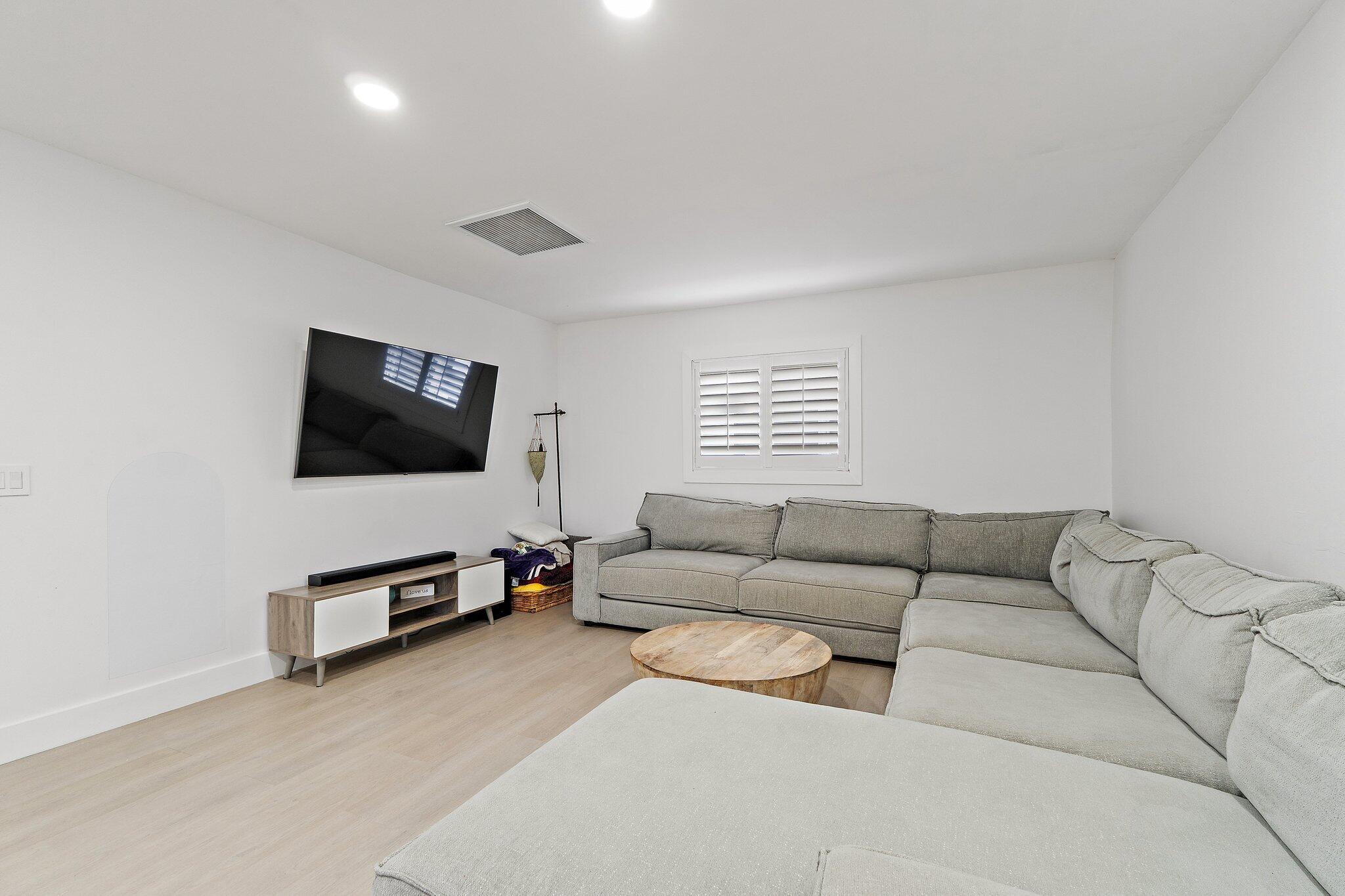 1851 SE Jackson Street