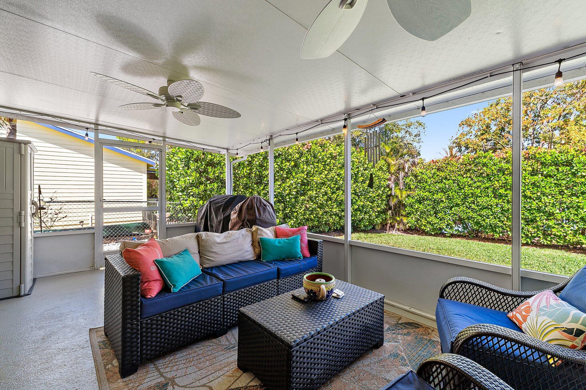 8913 SE Sandridge Avenue