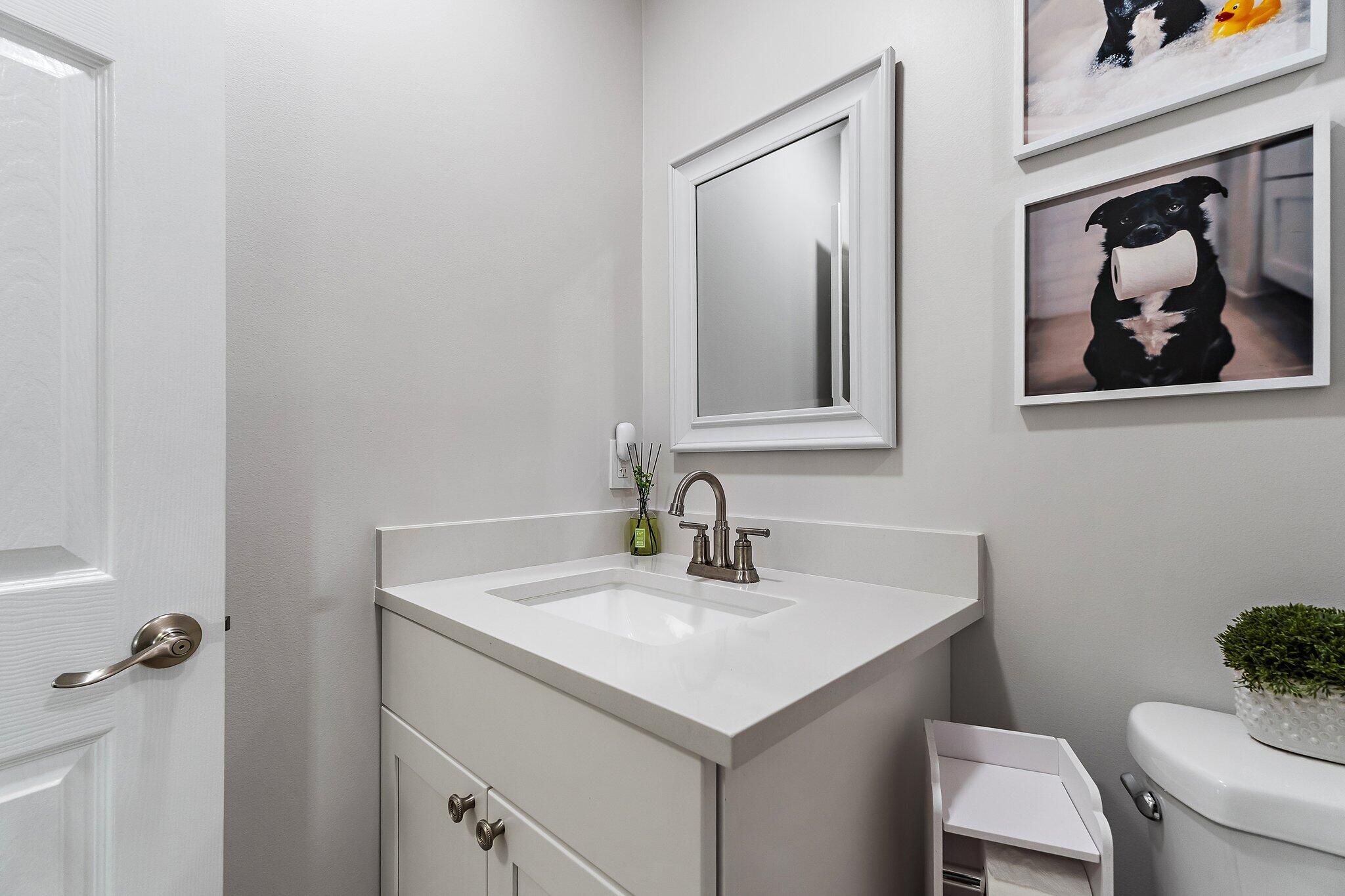 8913 SE Sandridge Avenue