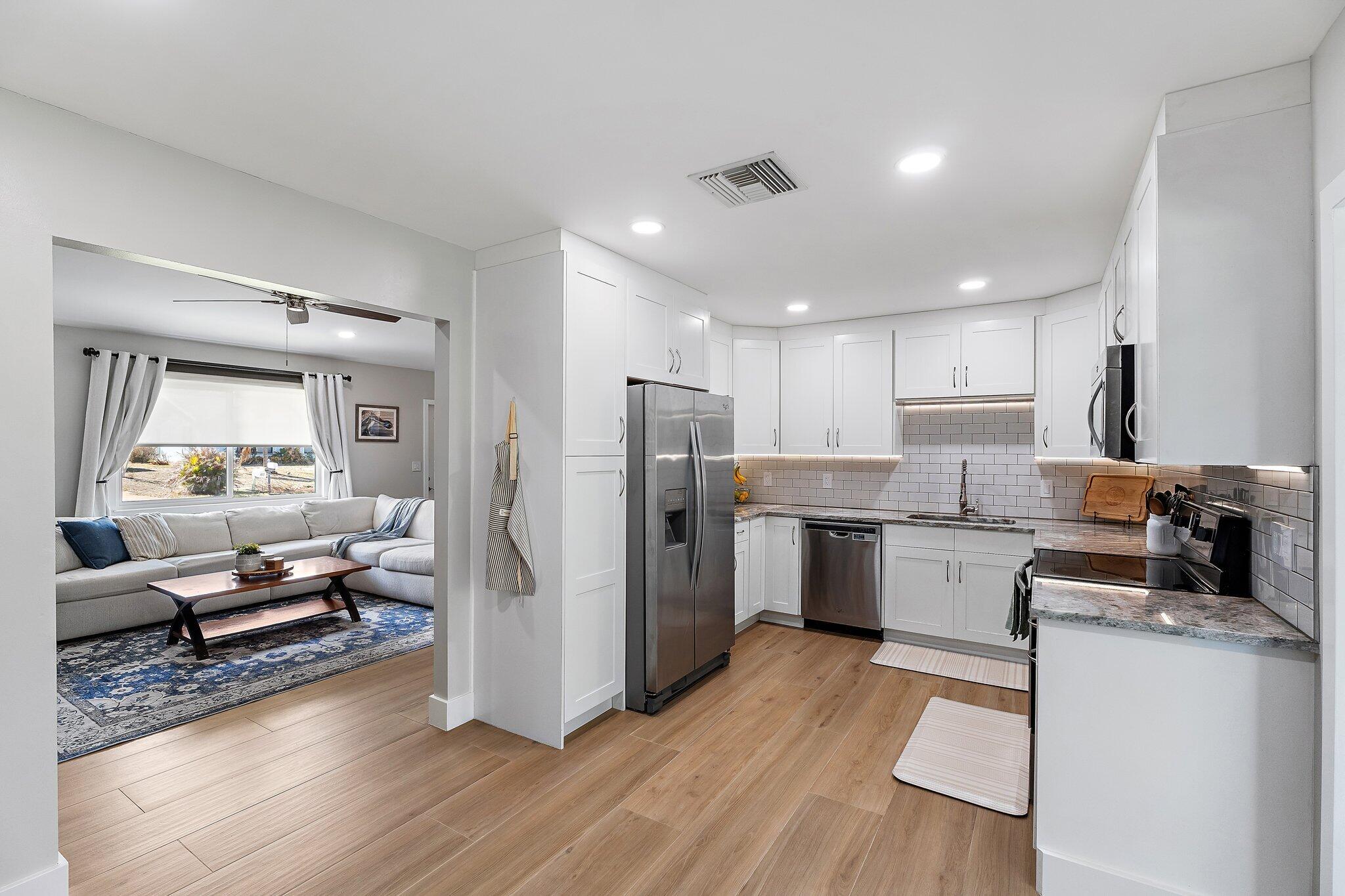 8913 SE Sandridge Avenue