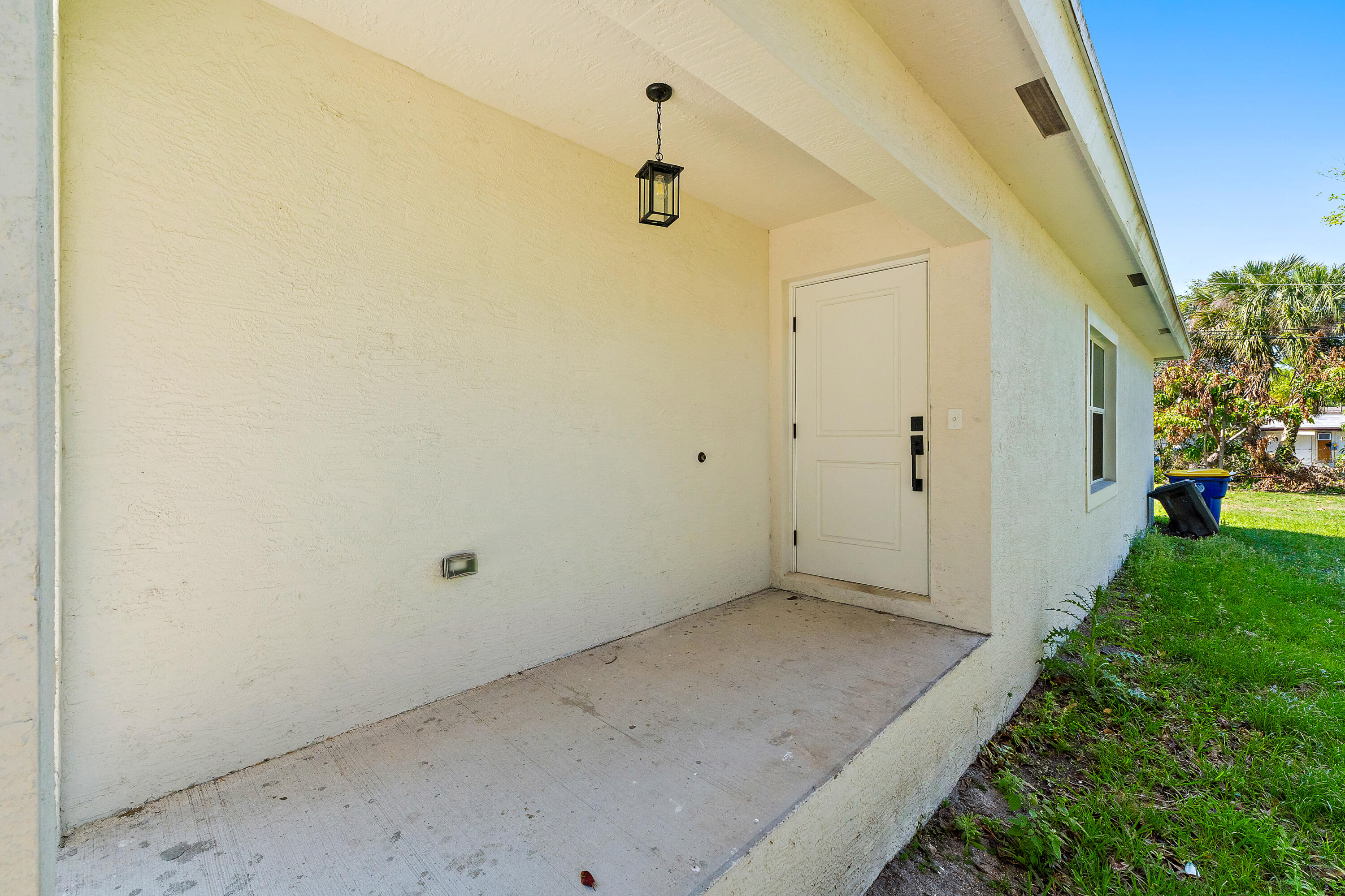 3003 SE Fairmont Street