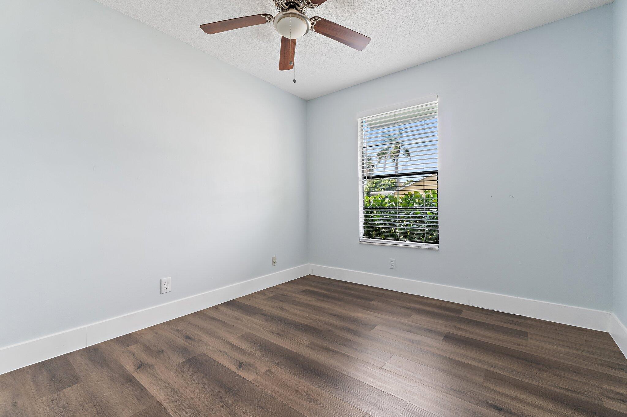 141 Rosewood Circle