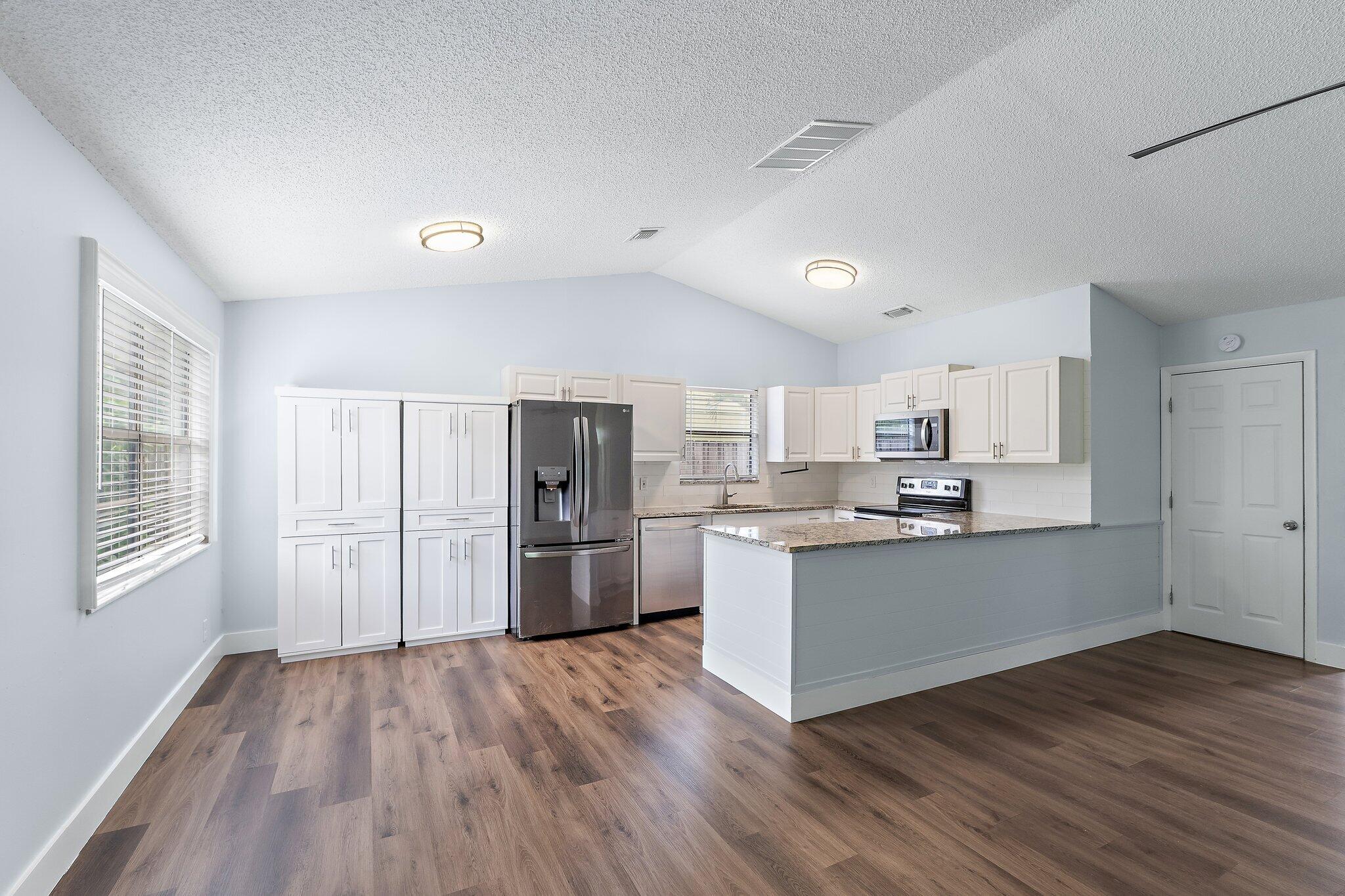 141 Rosewood Circle