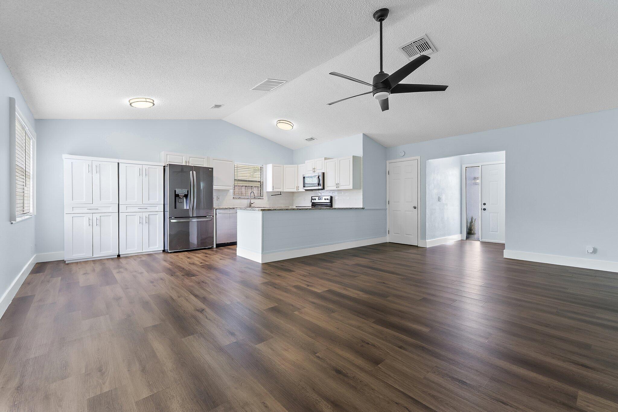 141 Rosewood Circle