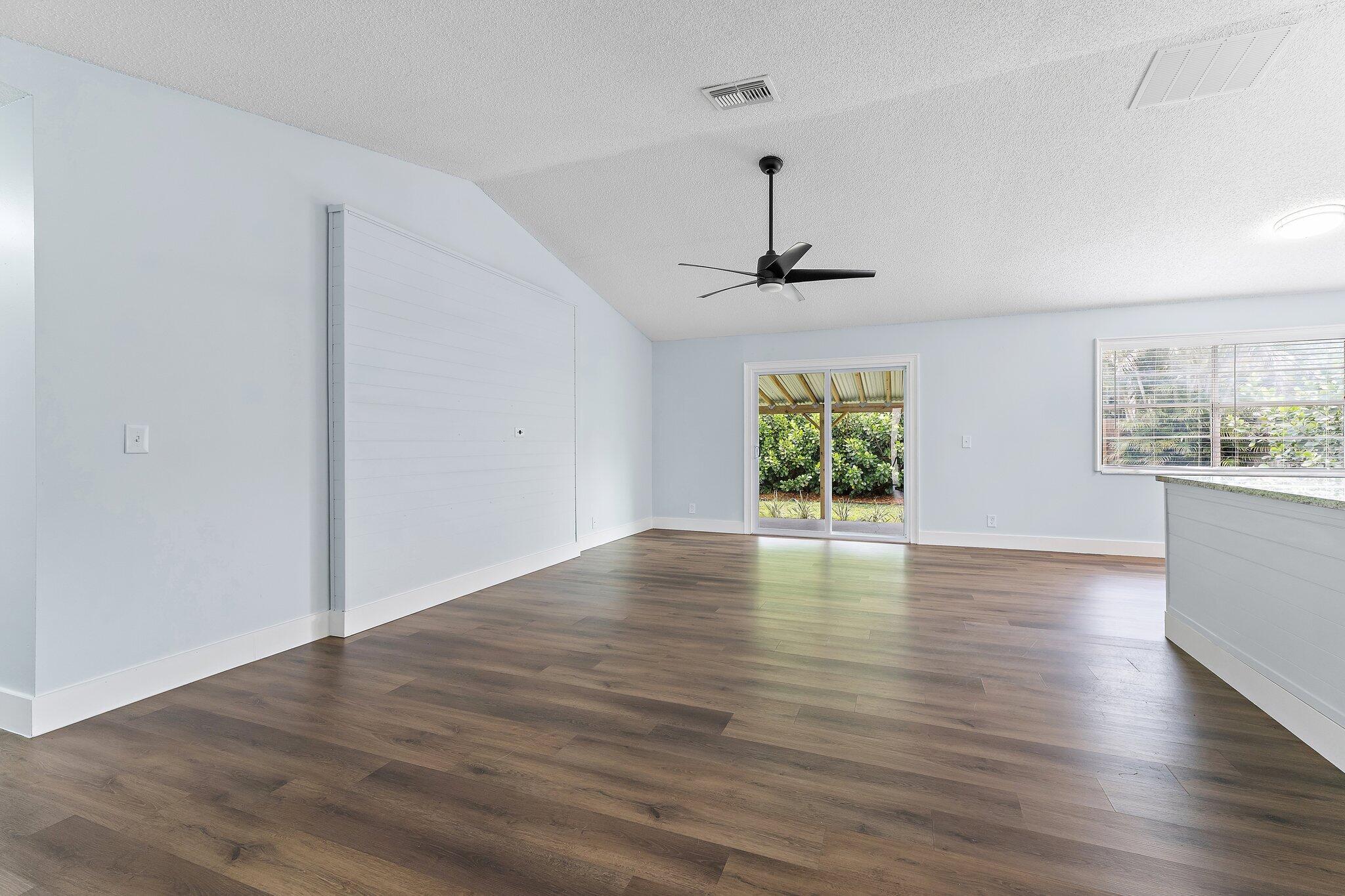 141 Rosewood Circle