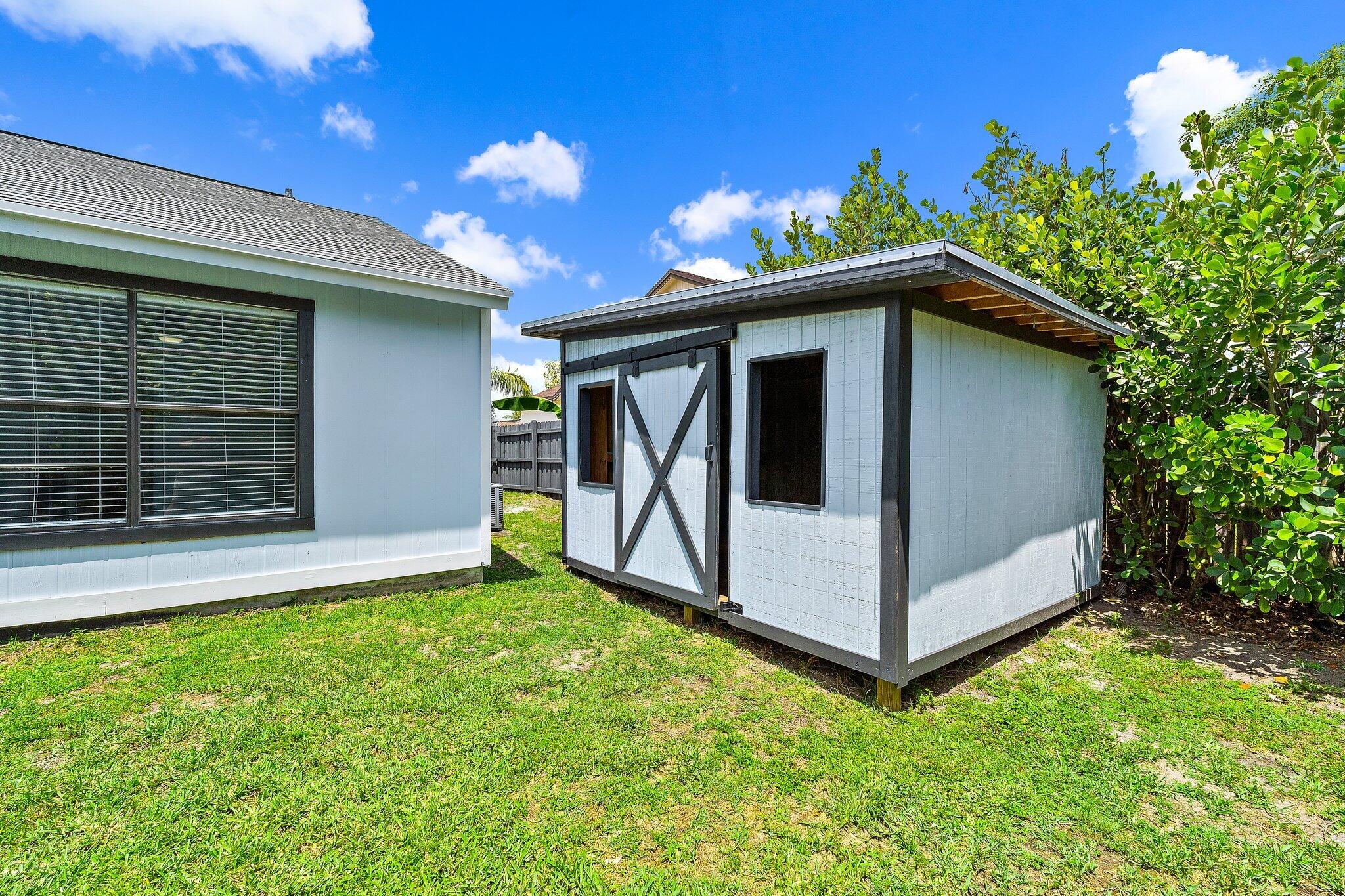 141 Rosewood Circle