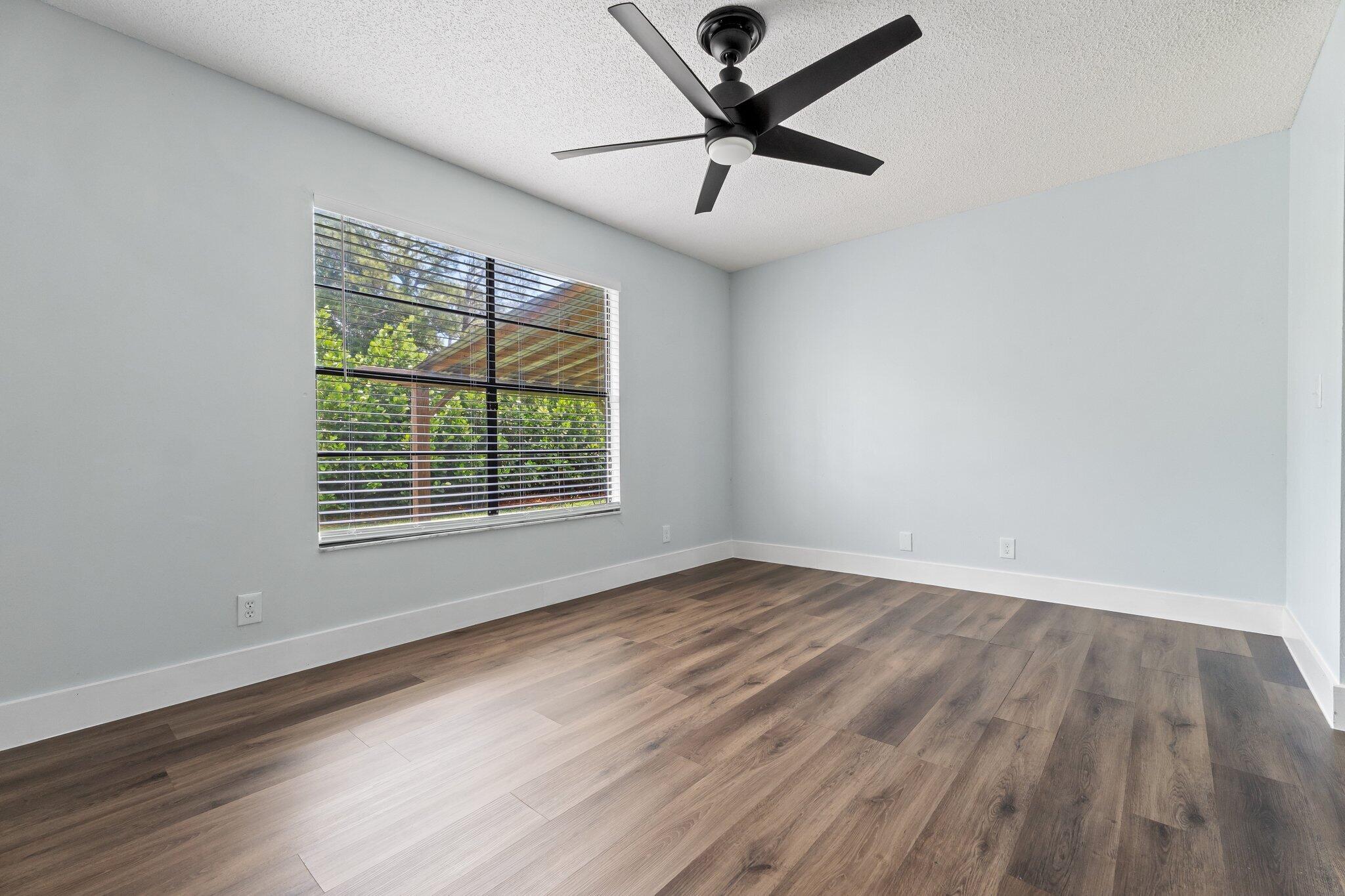 141 Rosewood Circle