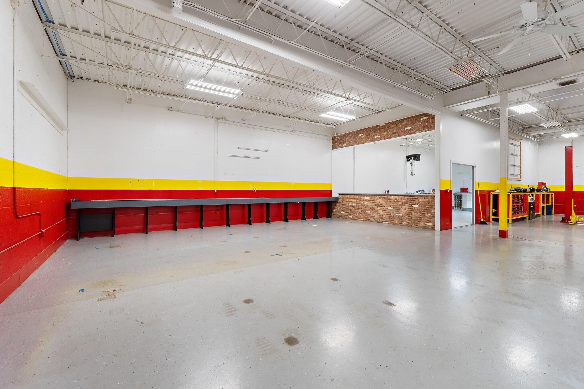 803 Maplewood Drive 36b