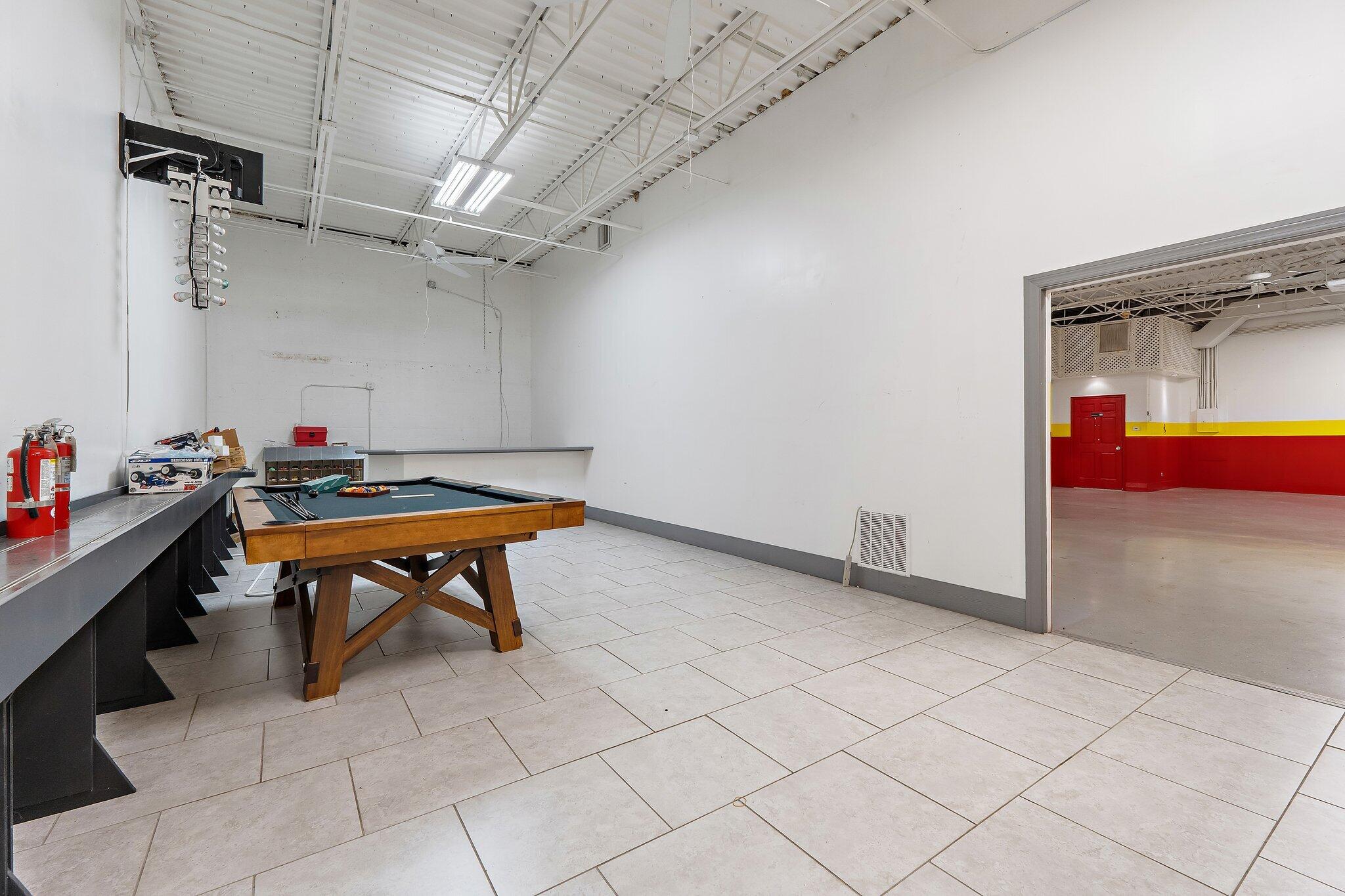 803 Maplewood Drive 36b