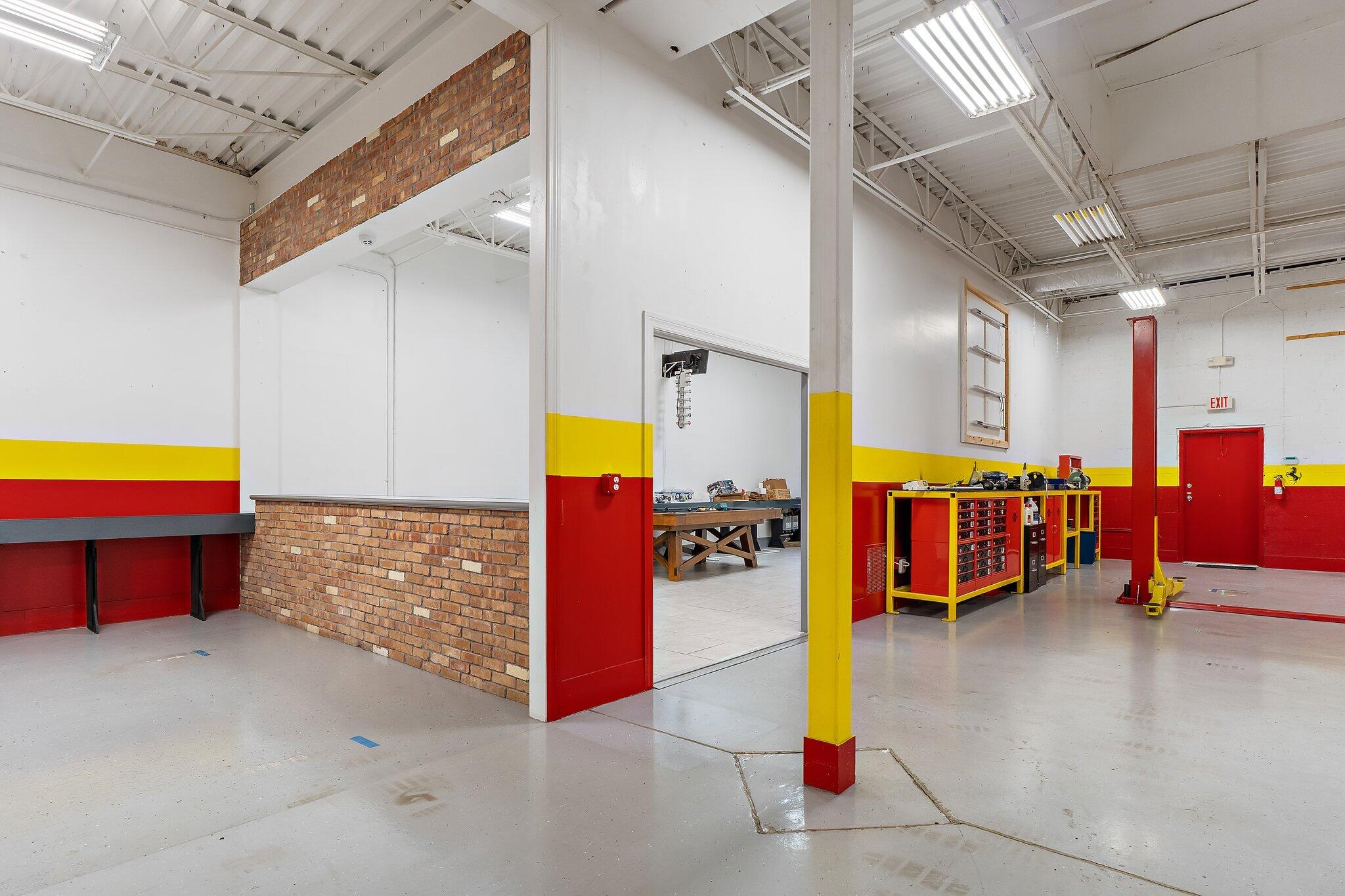 803 Maplewood Drive 36b