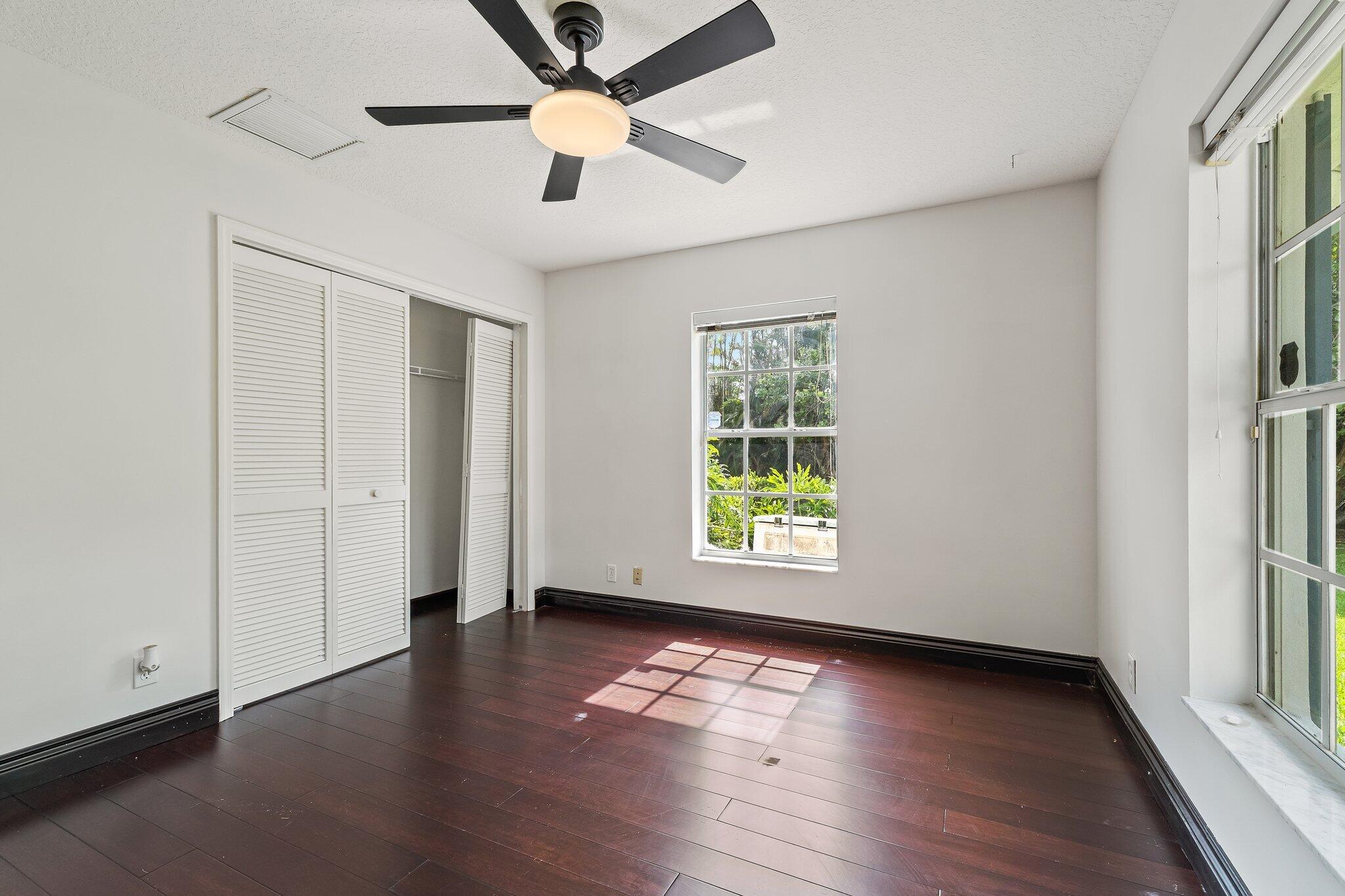 11480 150th Court N, Farms