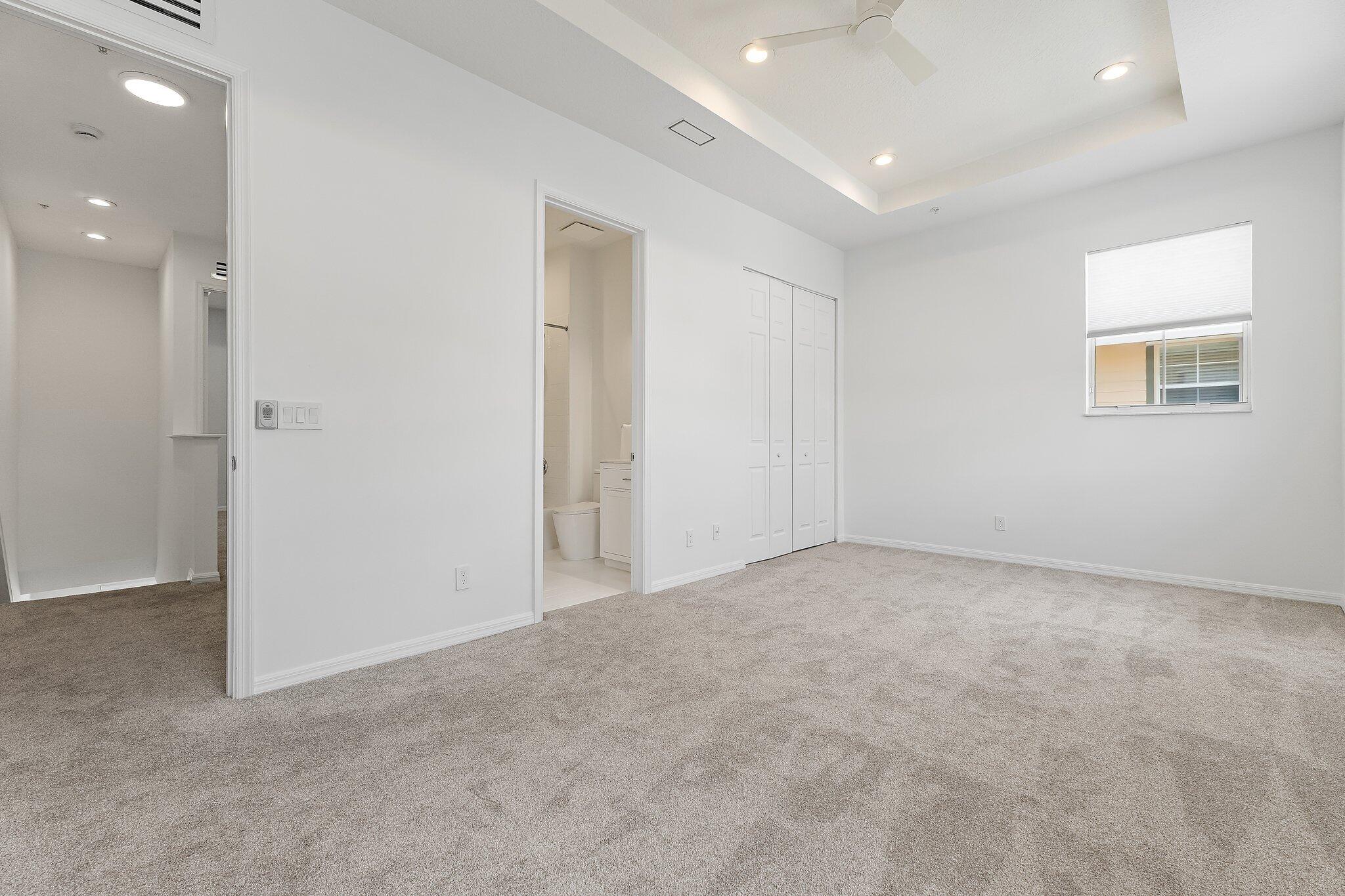 4273 E Main Street