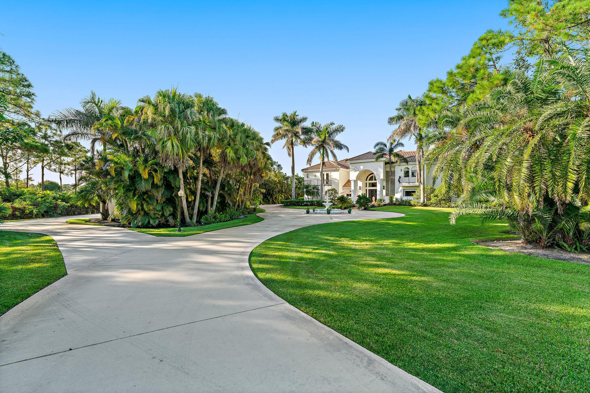 2584 SE Ranch Acres Circle