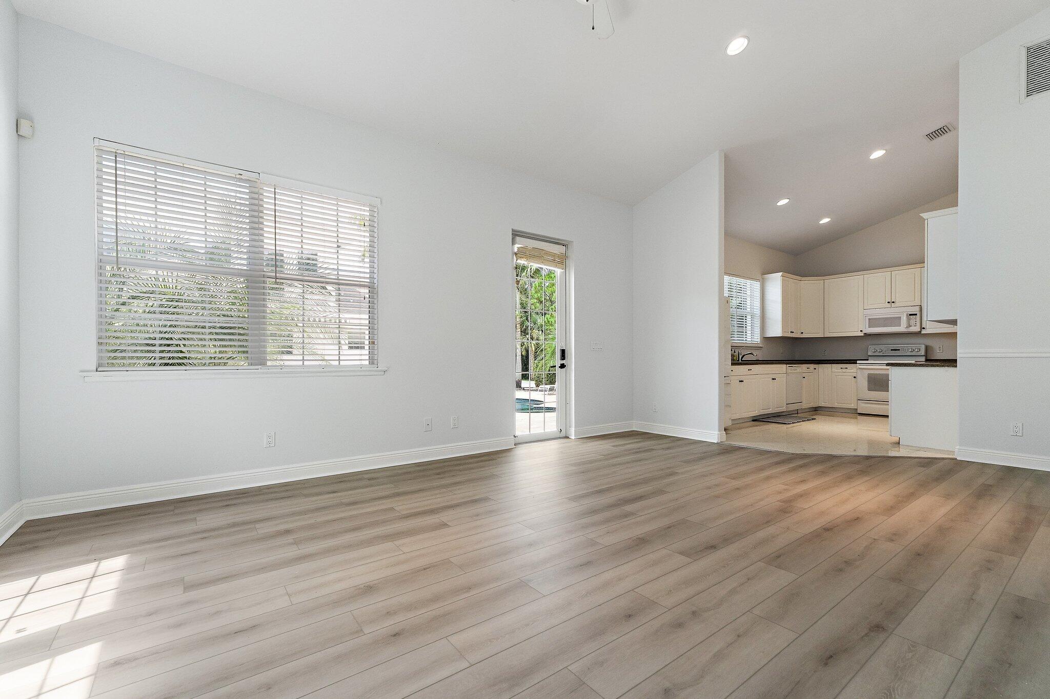 17736 103rd Terrace N