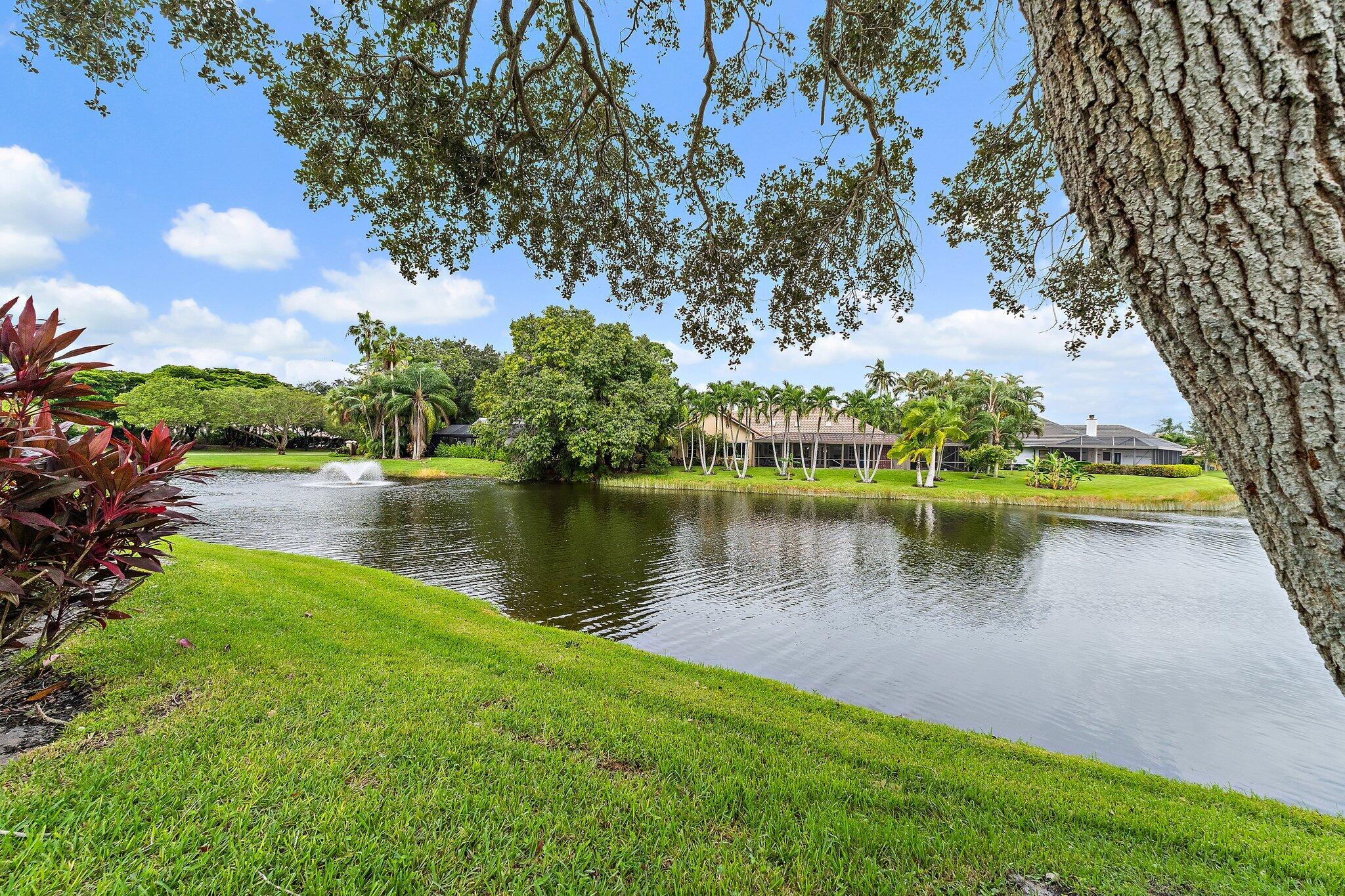15 Tournament Boulevard