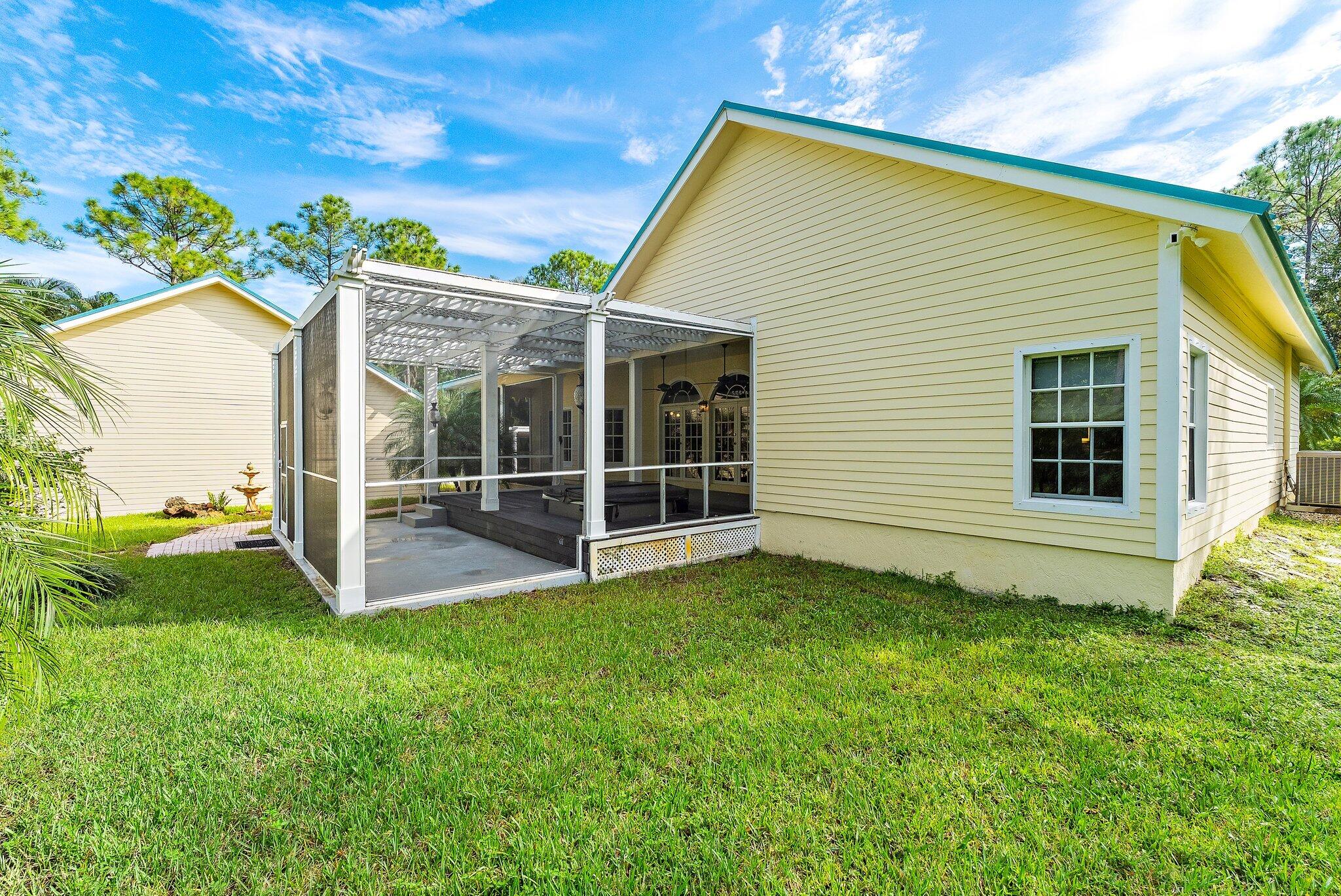 17241 123RD Terrace N, Farms