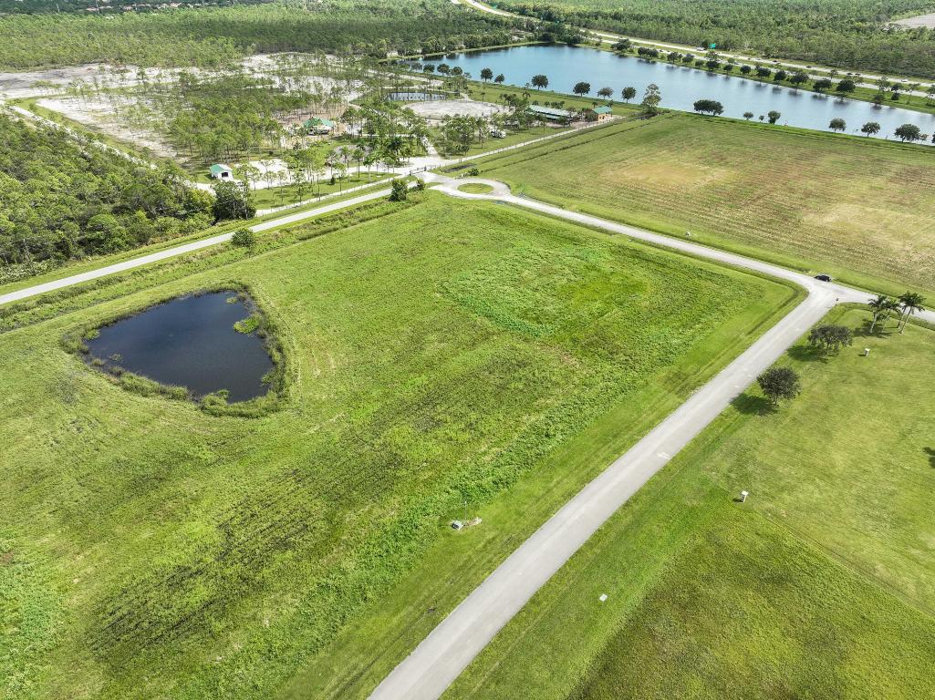 2655 SW Stoneybrook Way