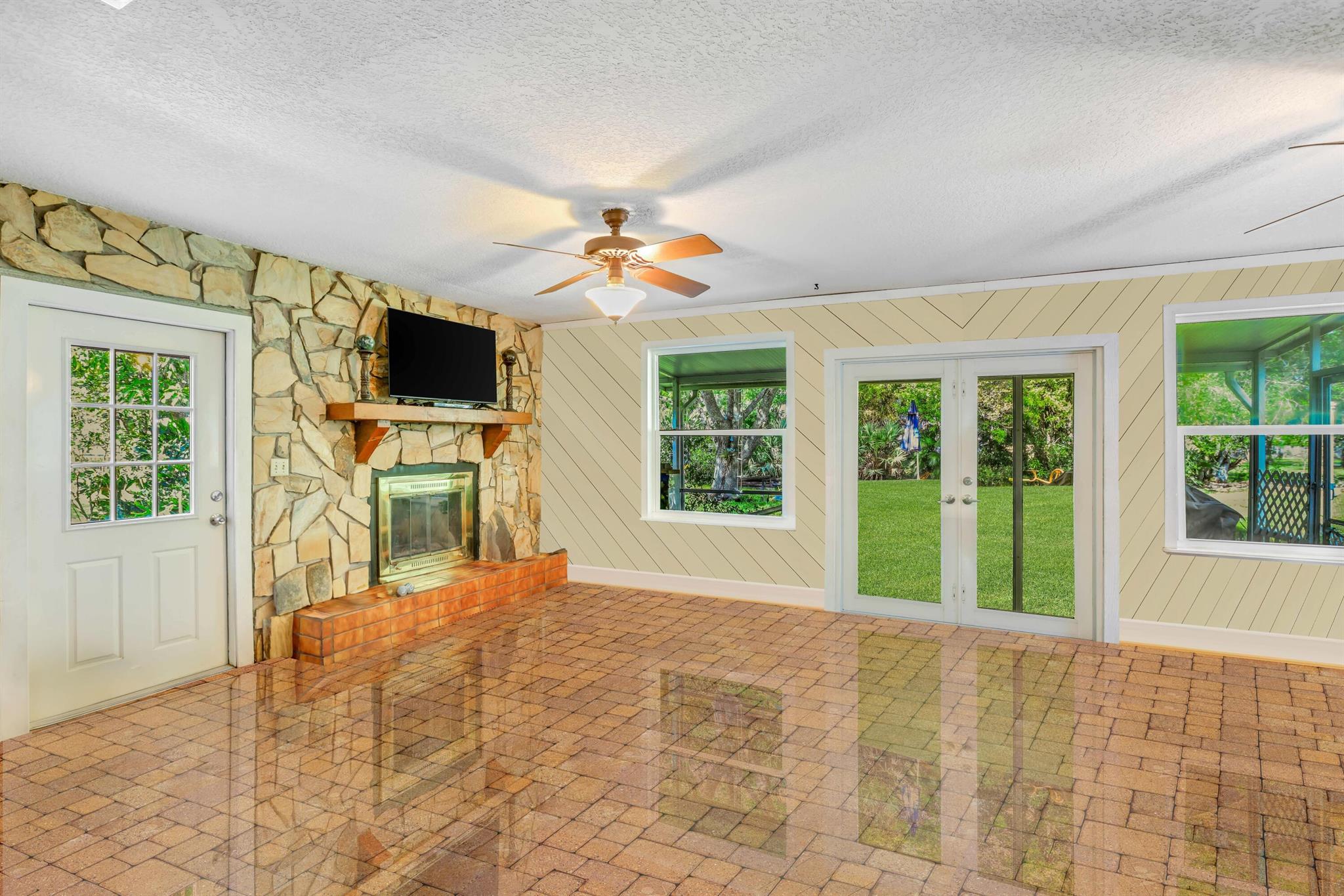 12647 Randolph Siding Road