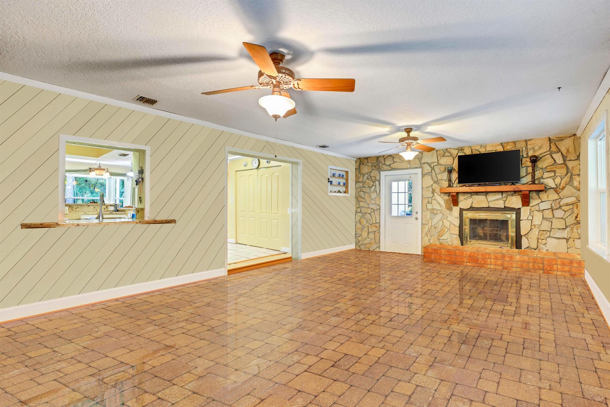 12647 Randolph Siding Road