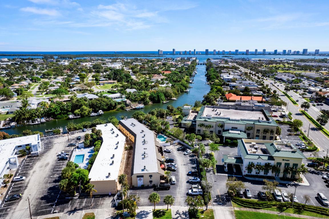 312 Southwind Drive Unit: 105