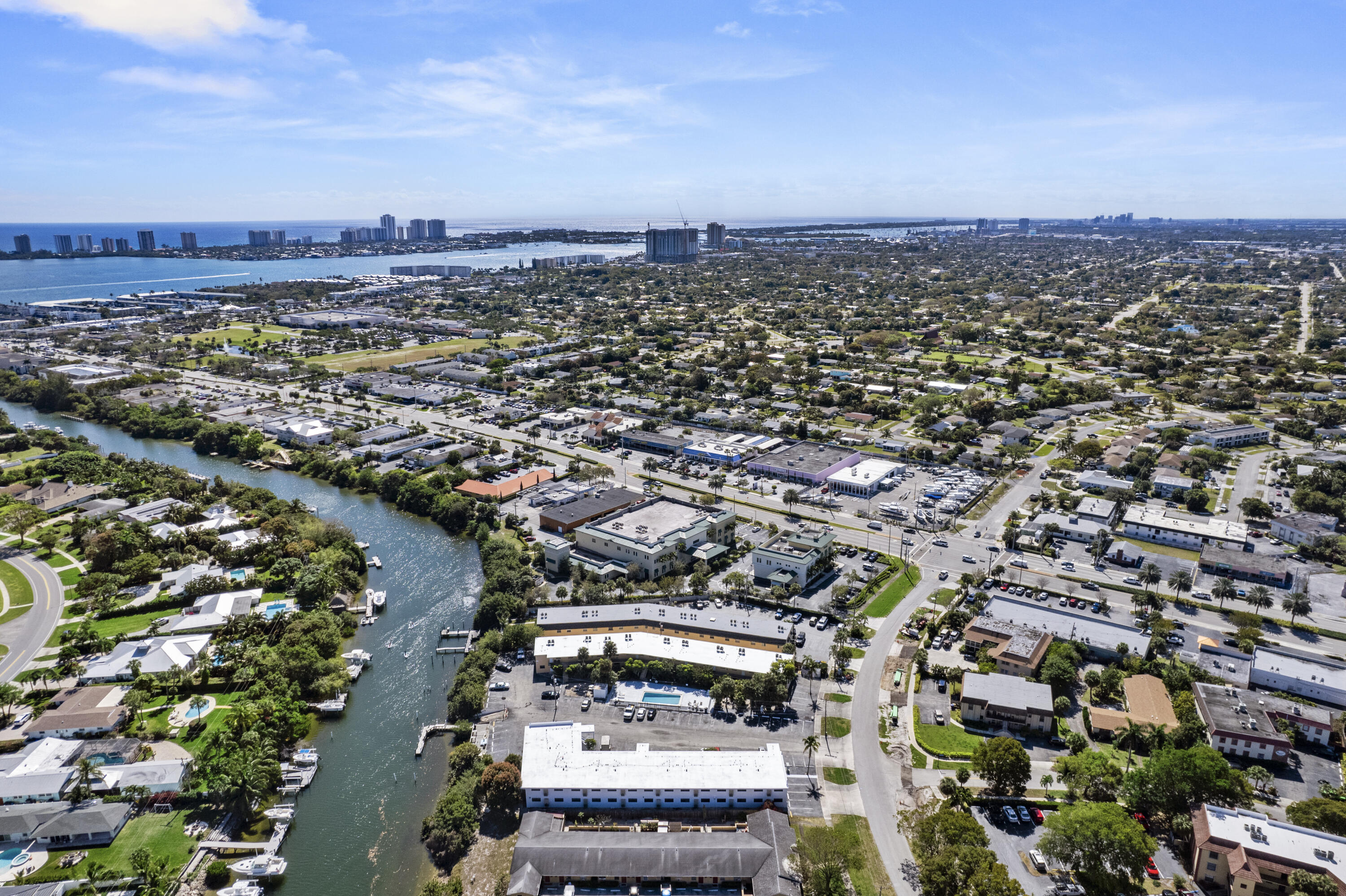 312 Southwind Drive Unit: 105