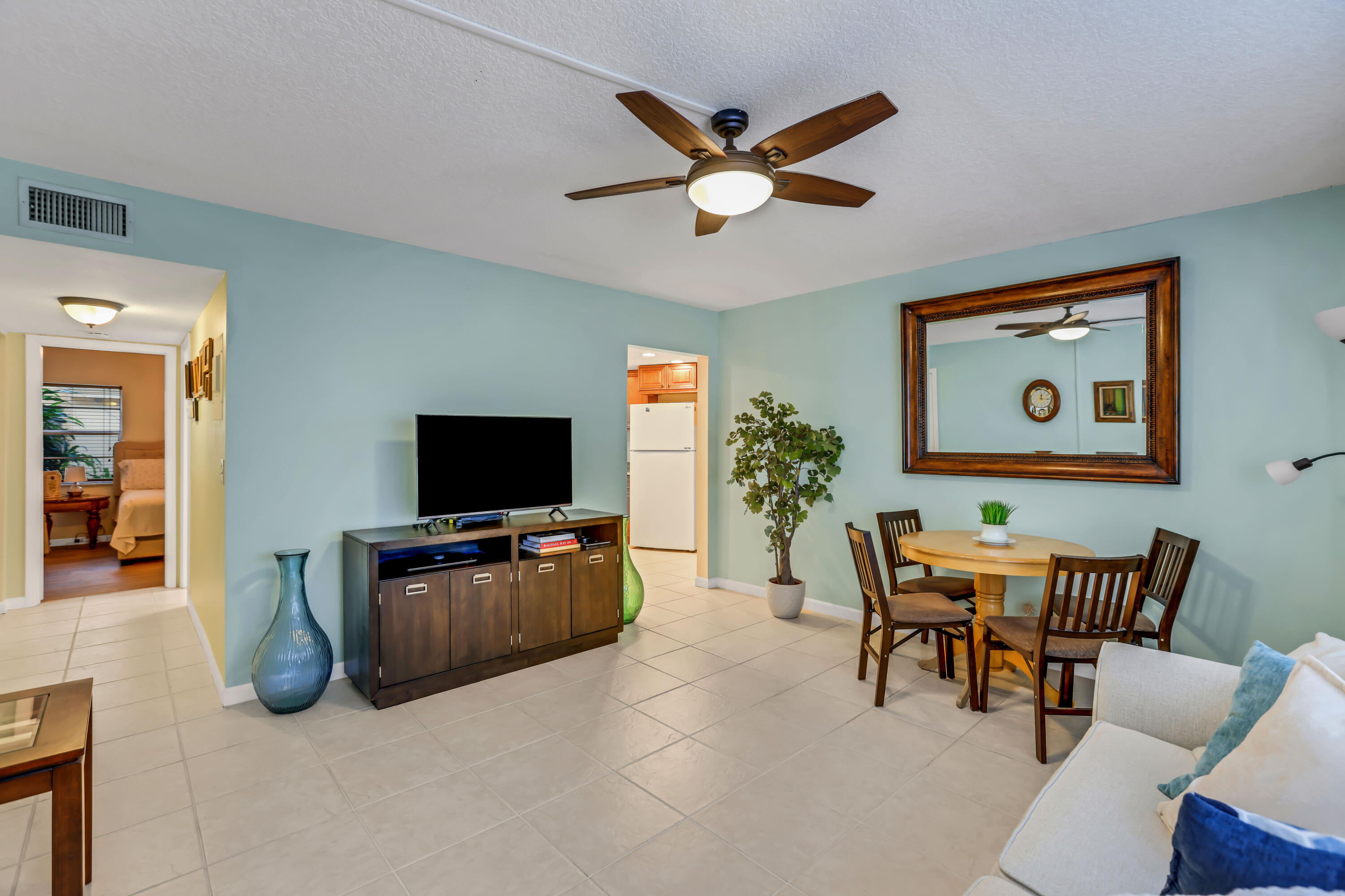 312 Southwind Drive Unit: 105