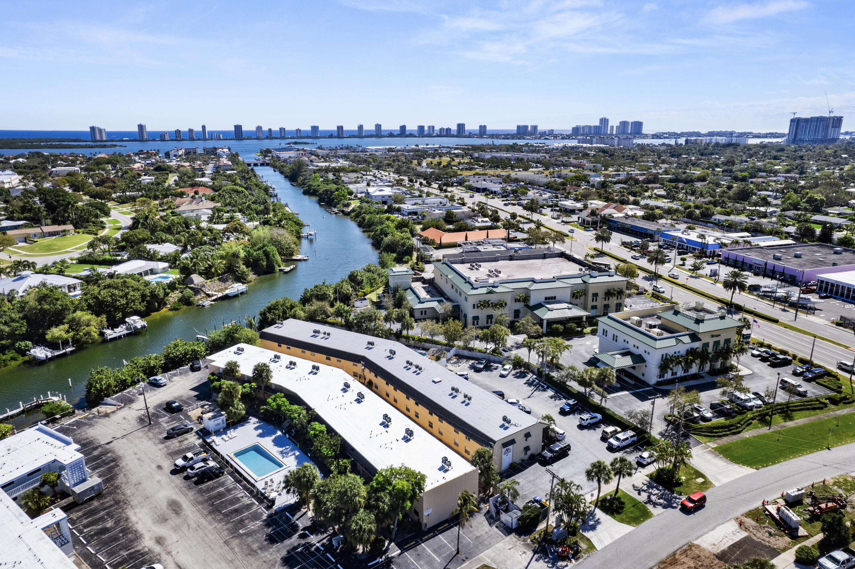 312 Southwind Drive Unit: 105