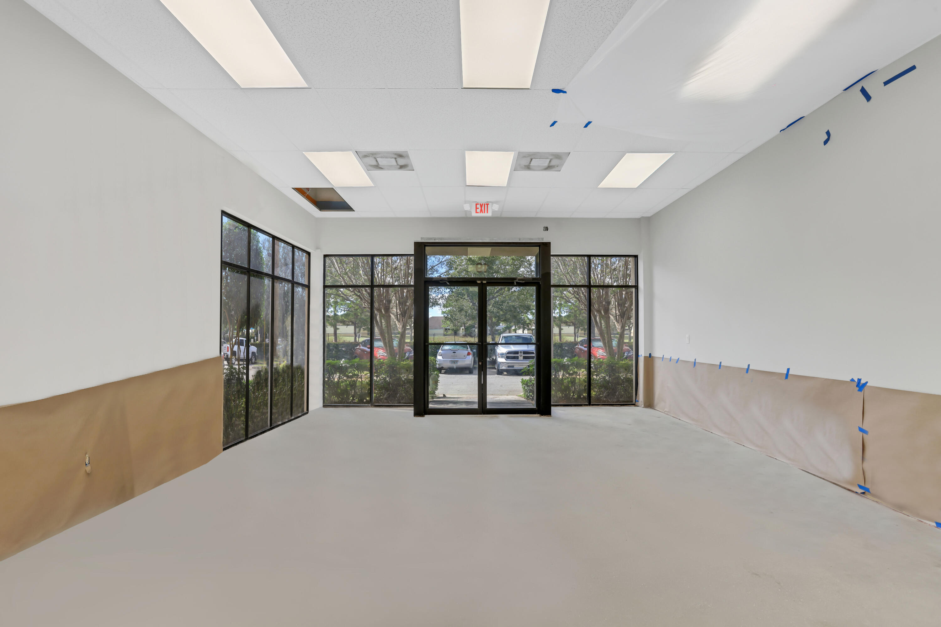 801 Maplewood Drive Unit: 19