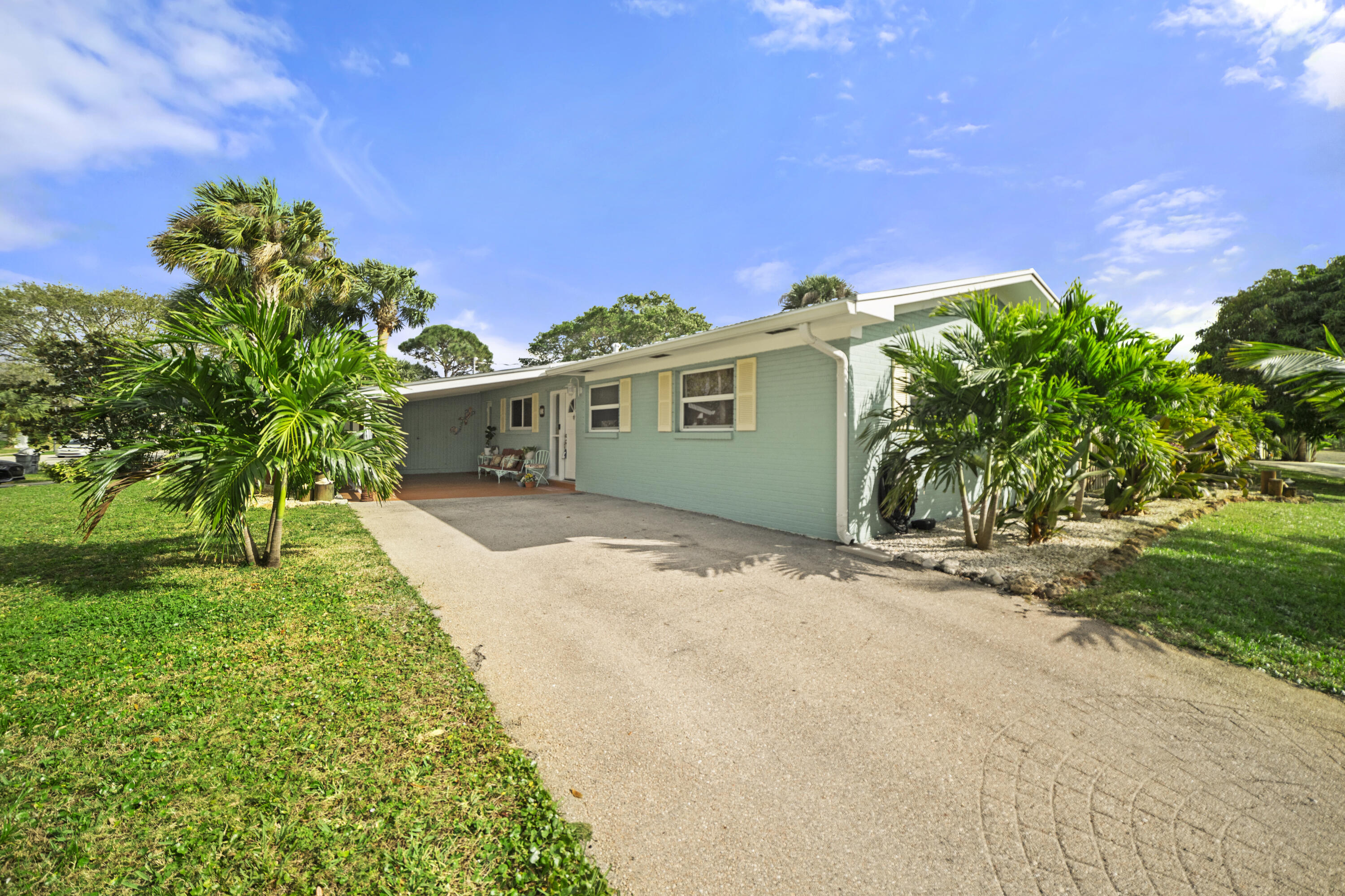 324 Tequesta Drive