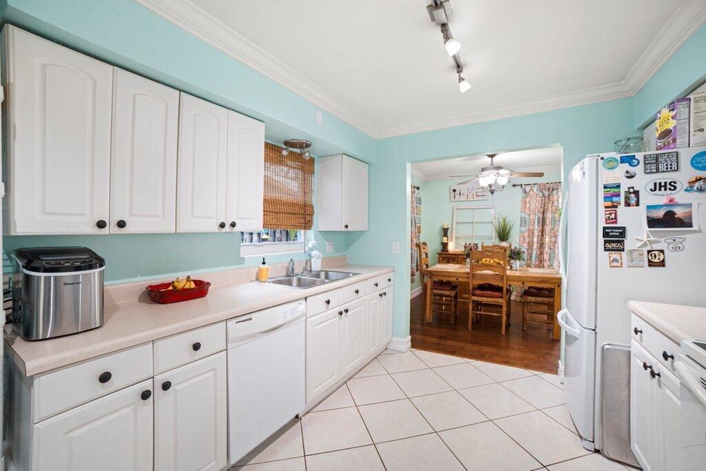 324 Tequesta Drive