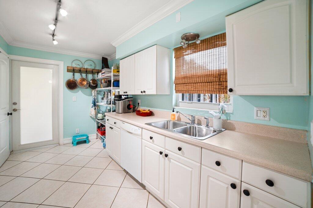 324 Tequesta Drive