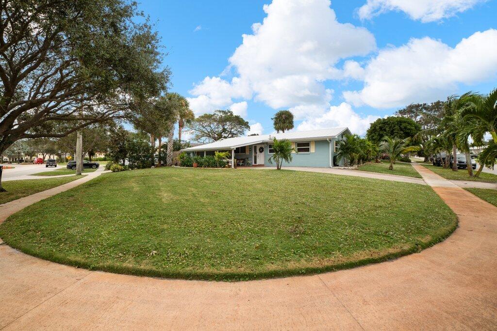 324 Tequesta Drive
