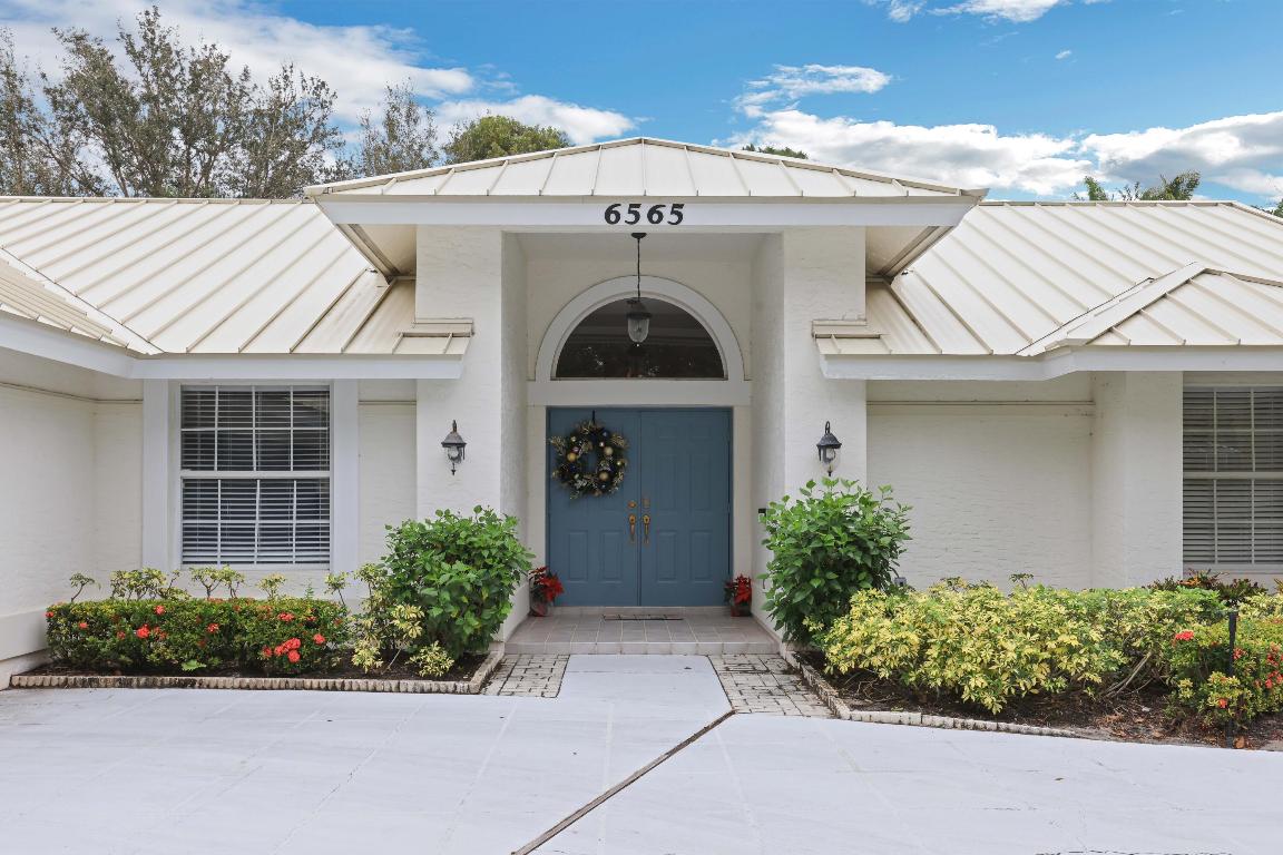 6565 Winding Lake Drive