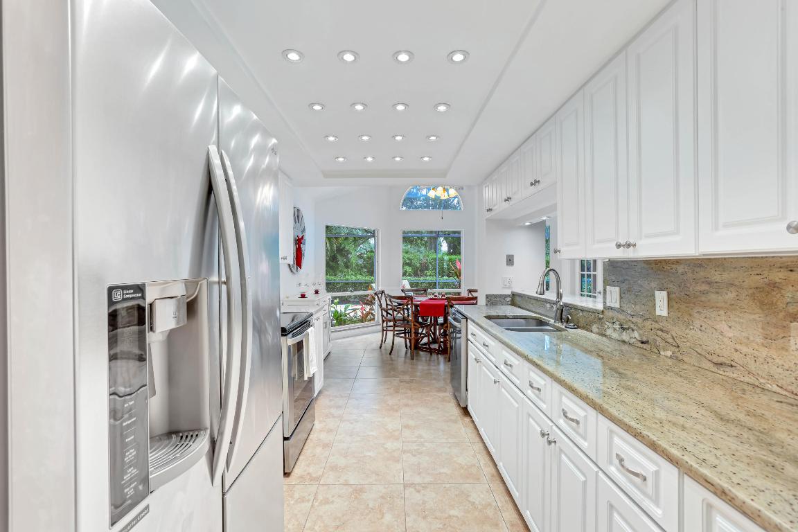 6565 Winding Lake Drive