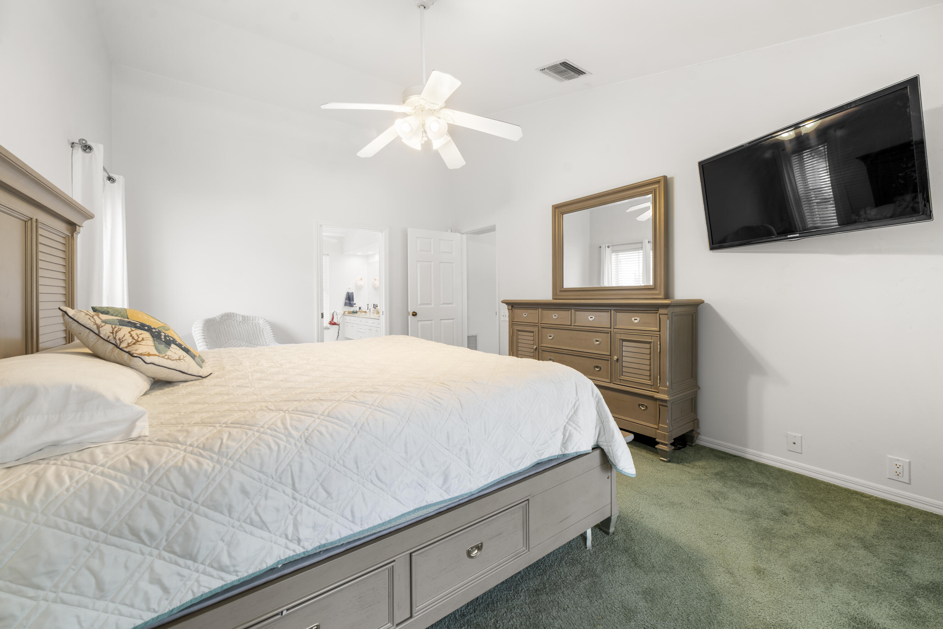 6565 Winding Lake Drive