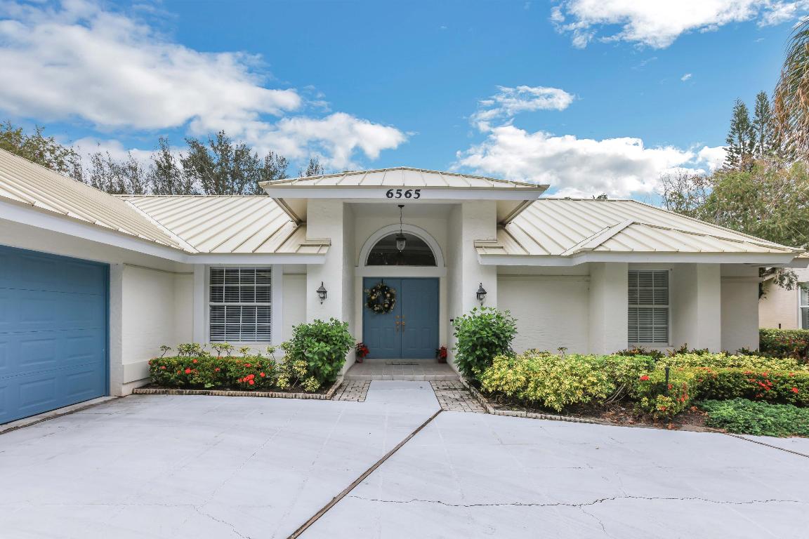 6565 Winding Lake Drive