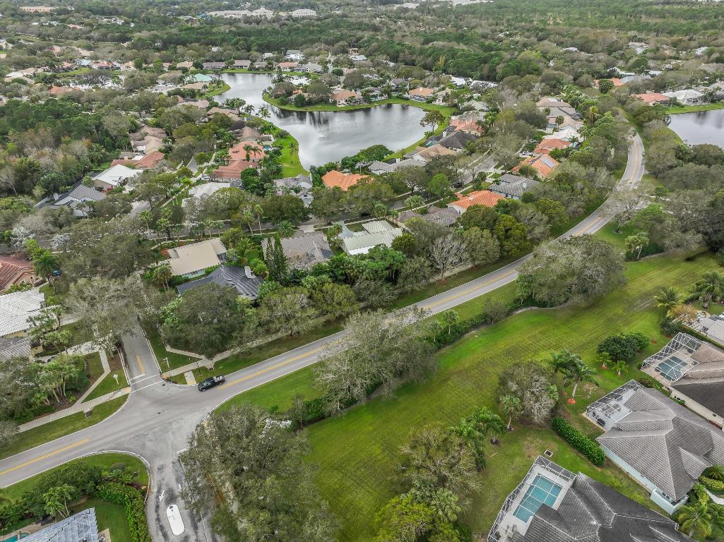 6565 Winding Lake Drive