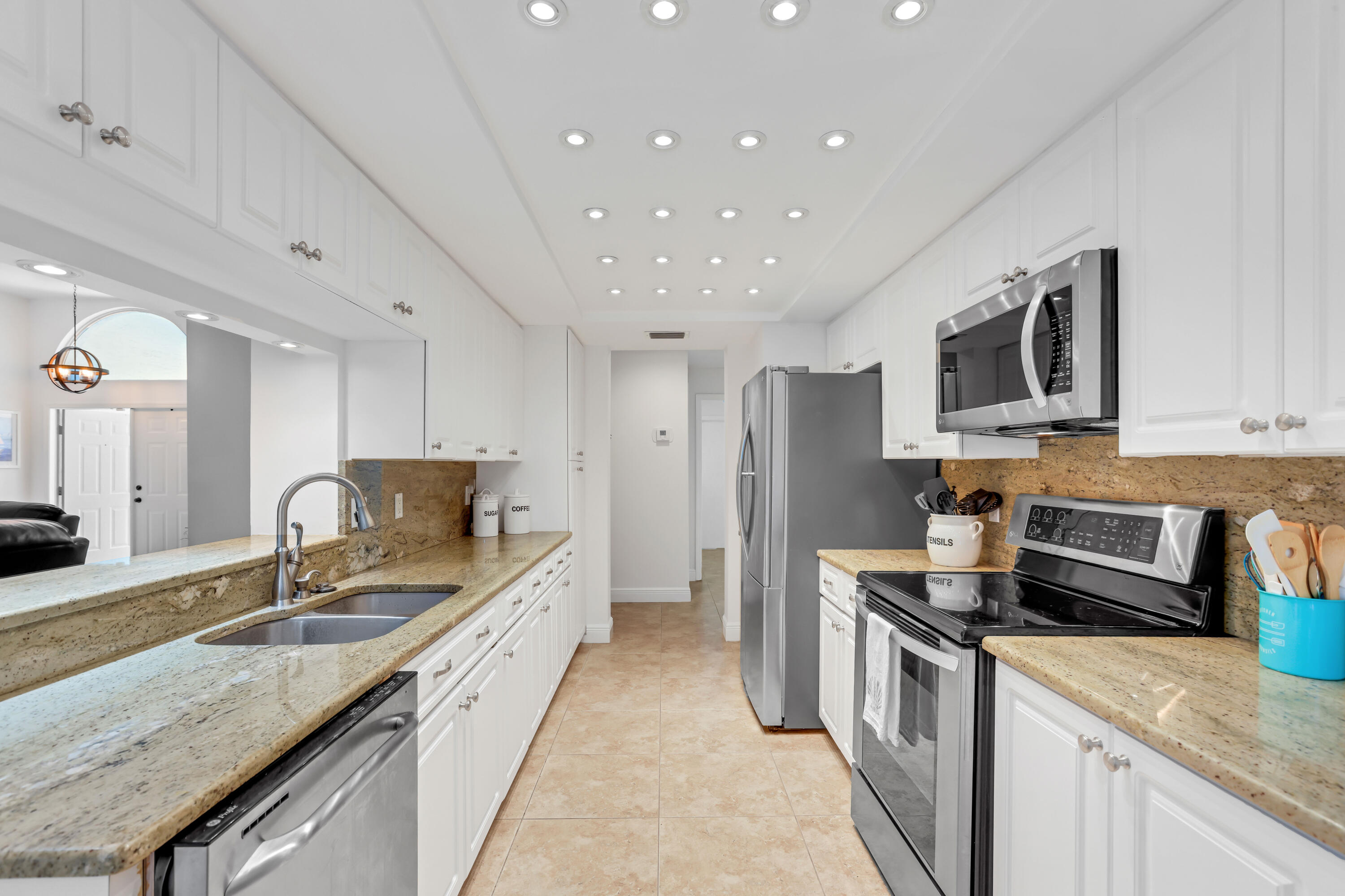 6565 Winding Lake Drive