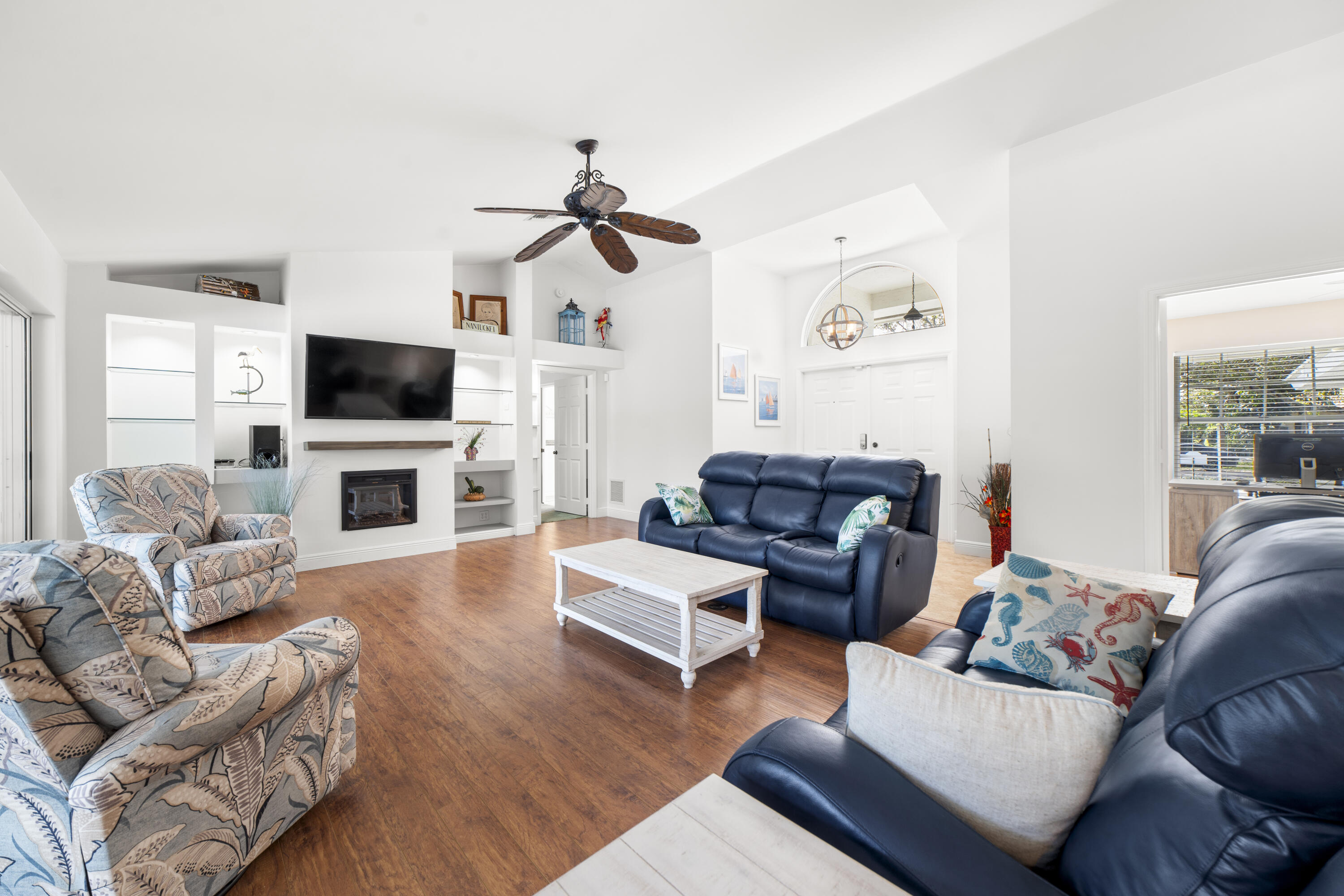 6565 Winding Lake Drive