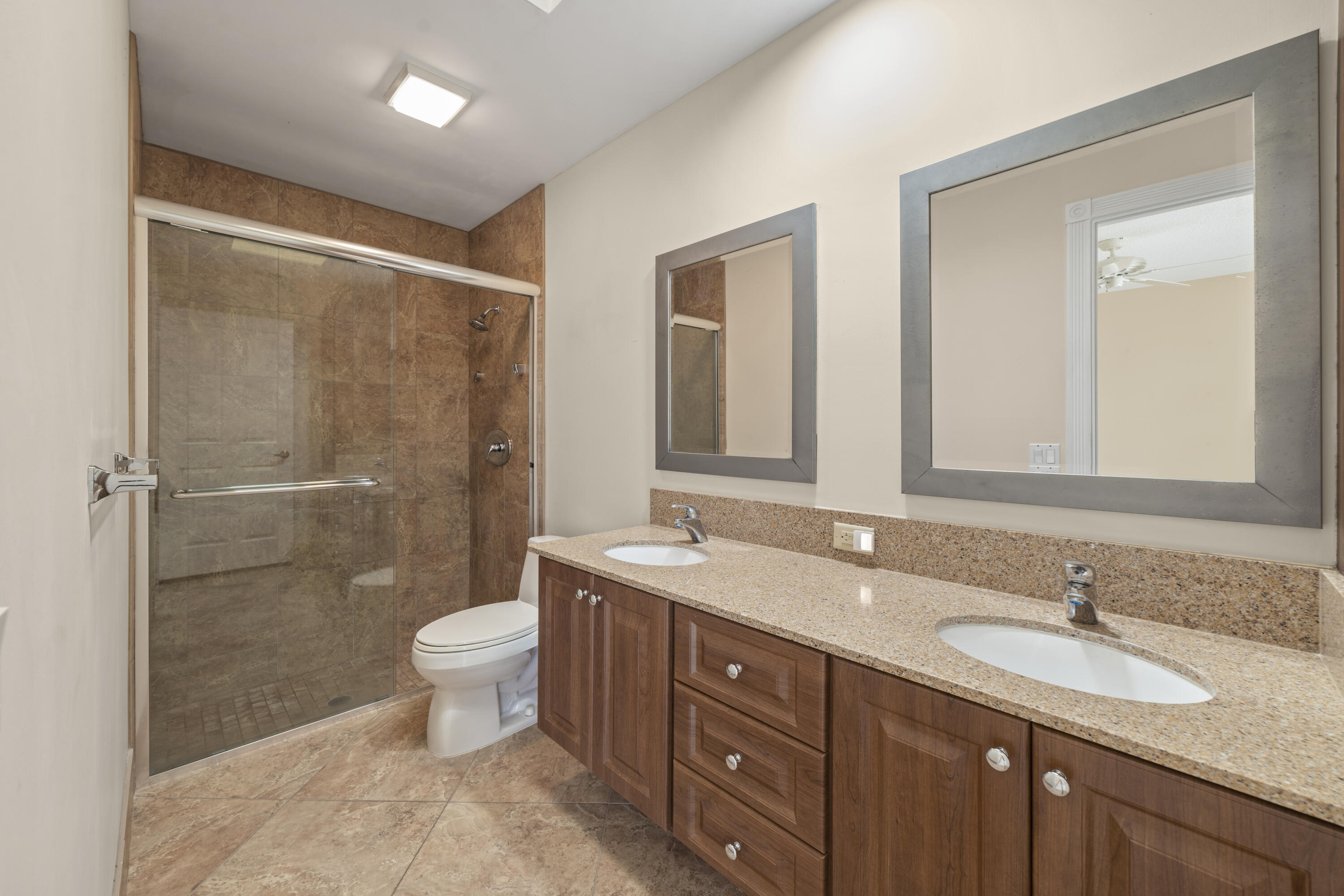 5503 Red Oak Court